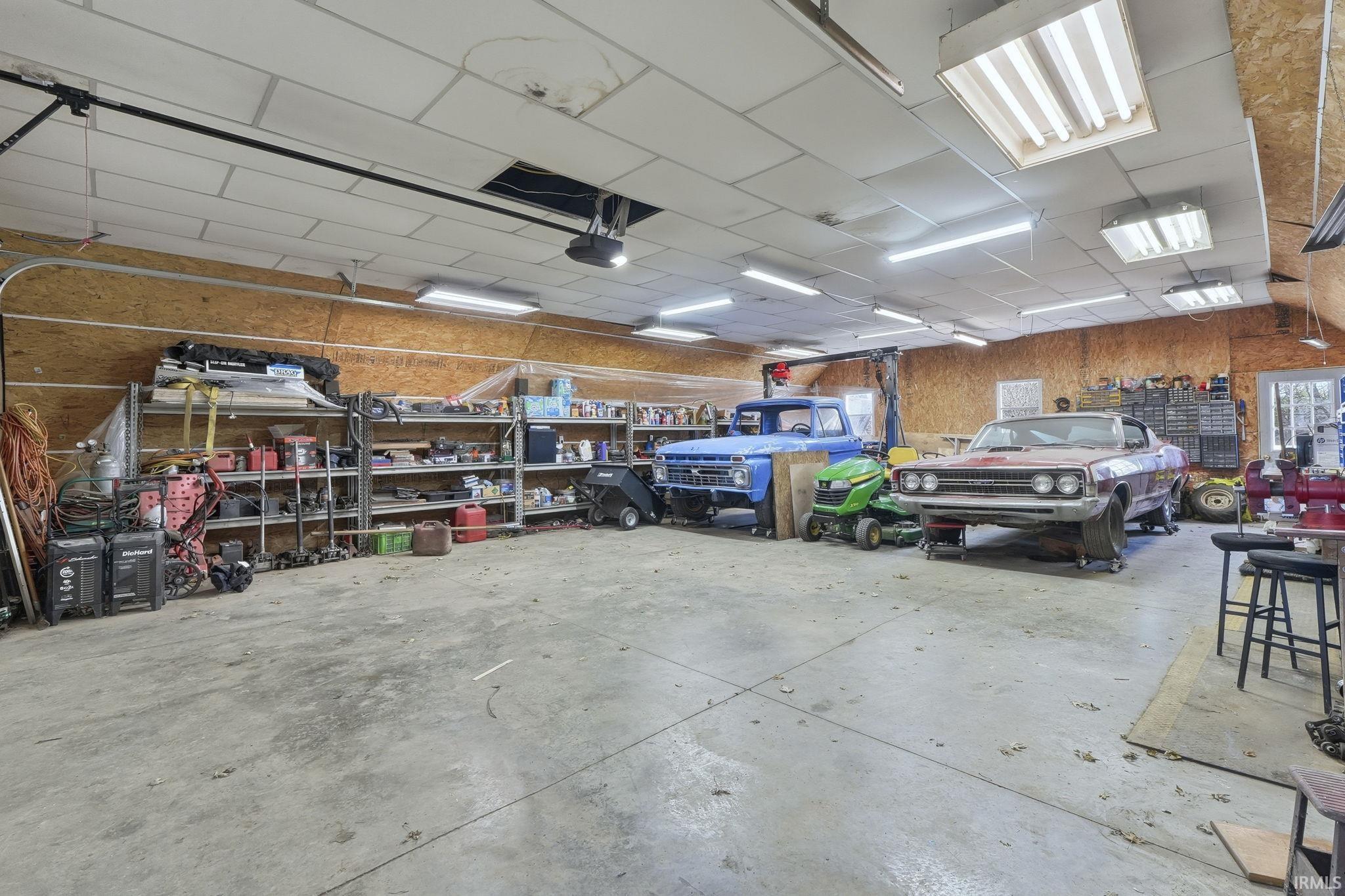 901 S Indiana Avenue