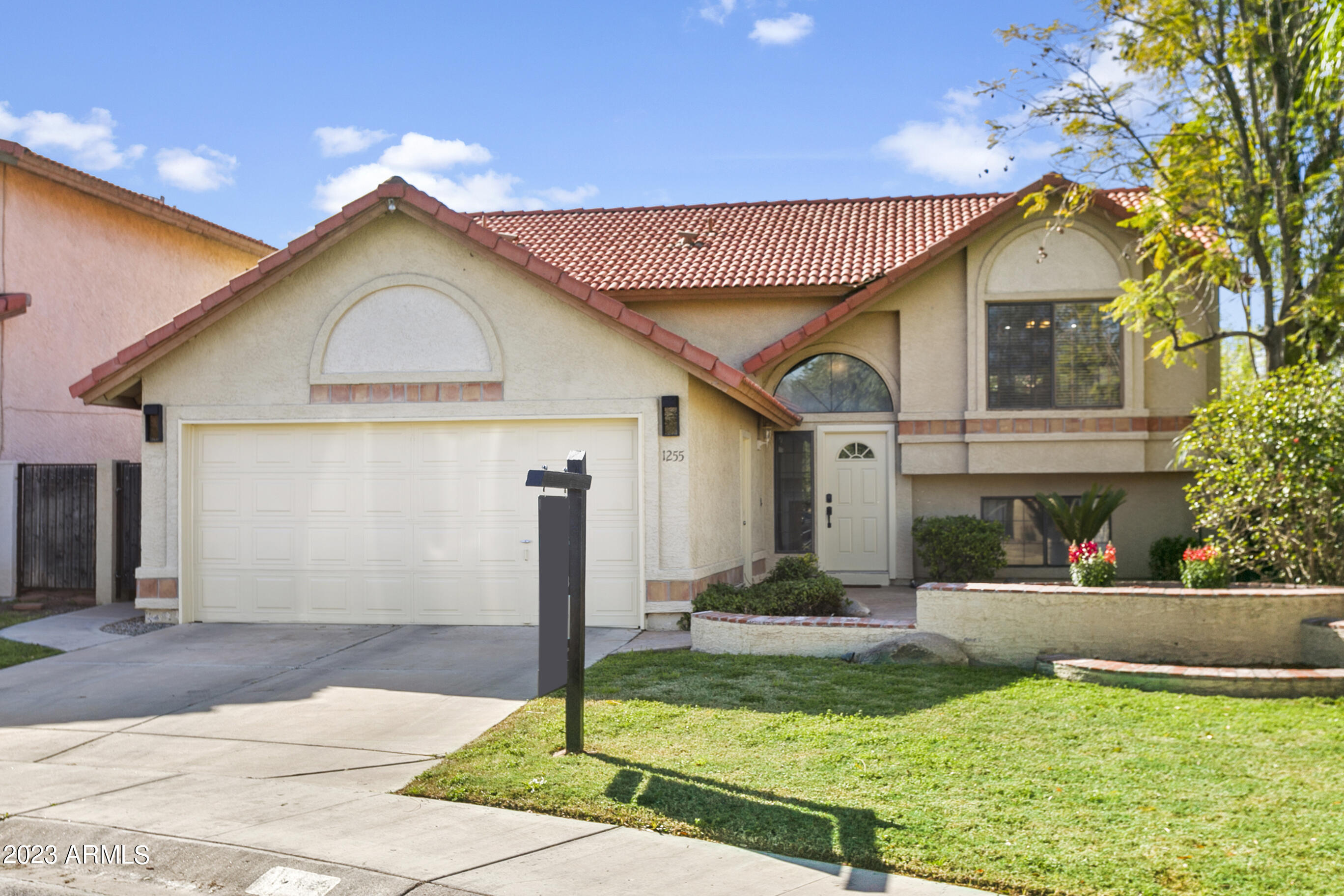 1255 W SEA SHELL Drive