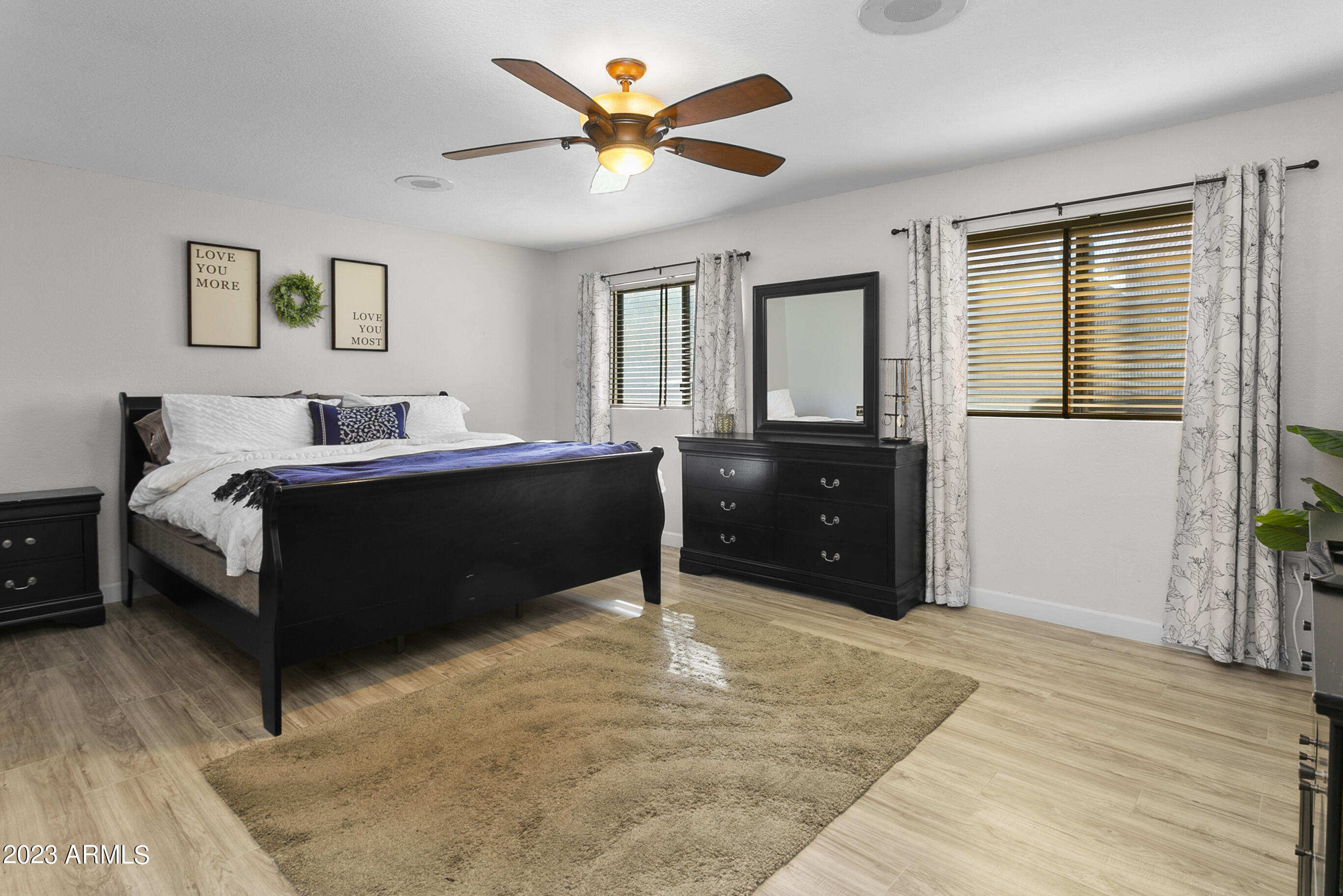 1255 W SEA SHELL Drive