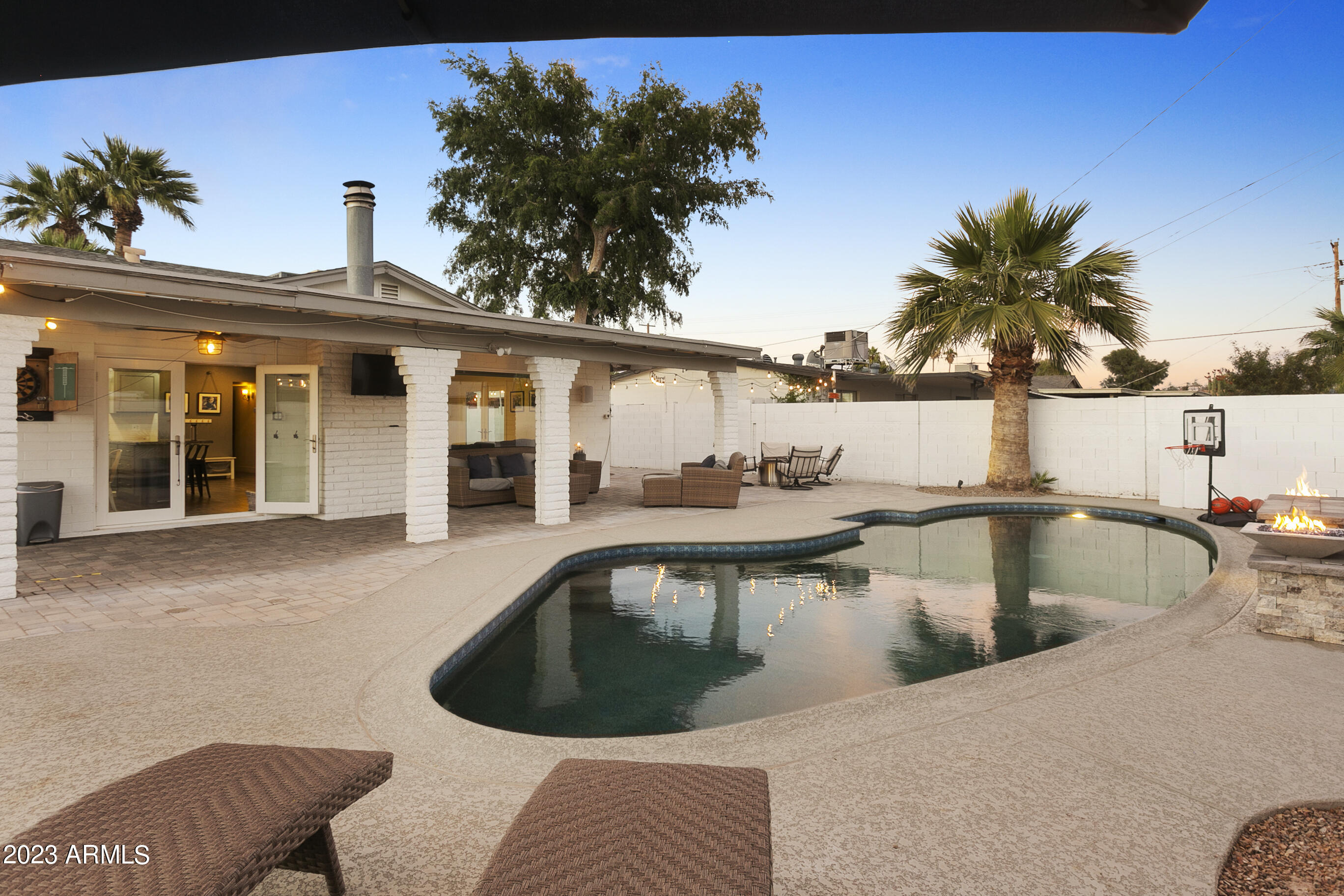 8133 E OSBORN Road