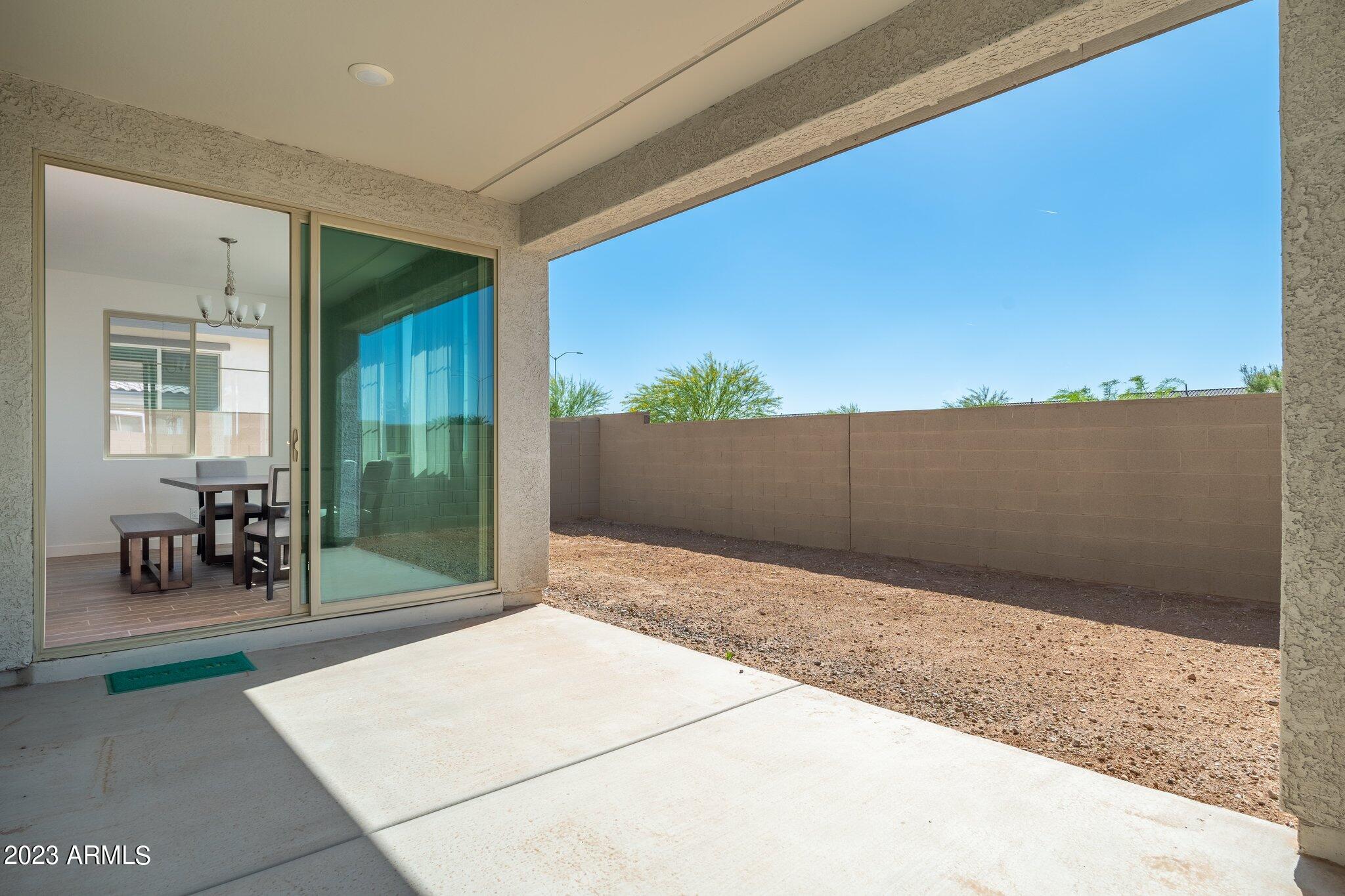 5832 S ABBEY