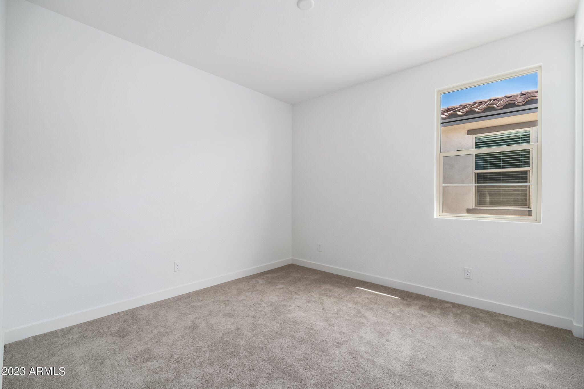 5832 S ABBEY