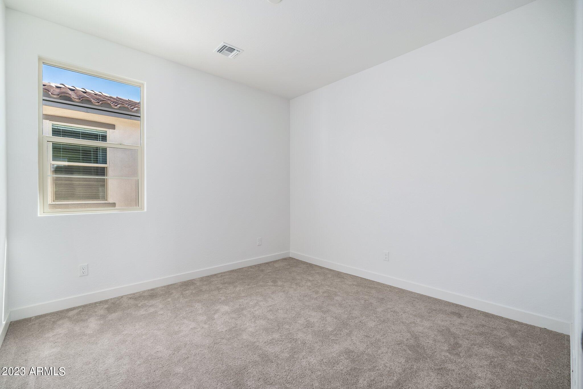 5832 S ABBEY