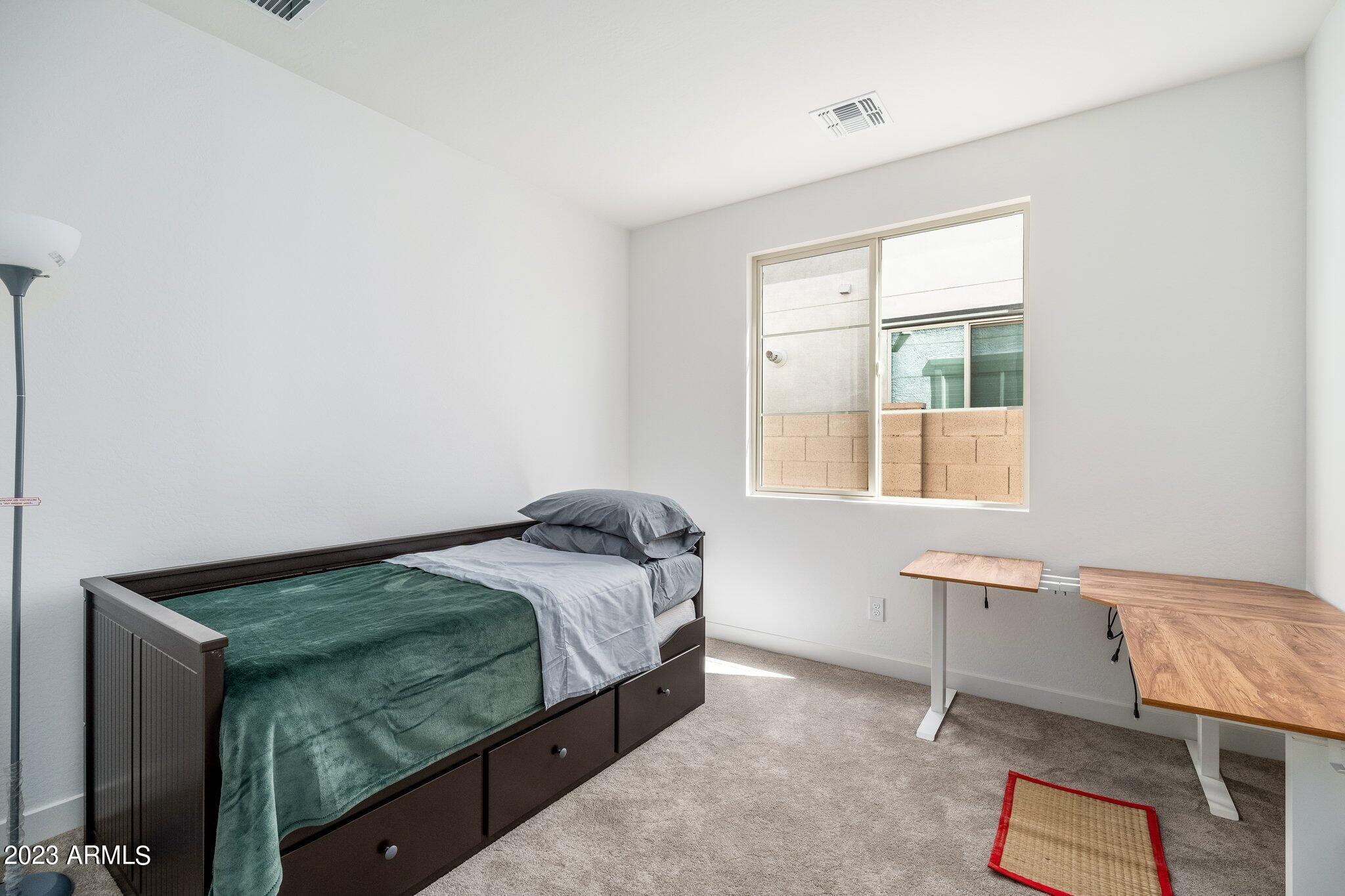 5832 S ABBEY