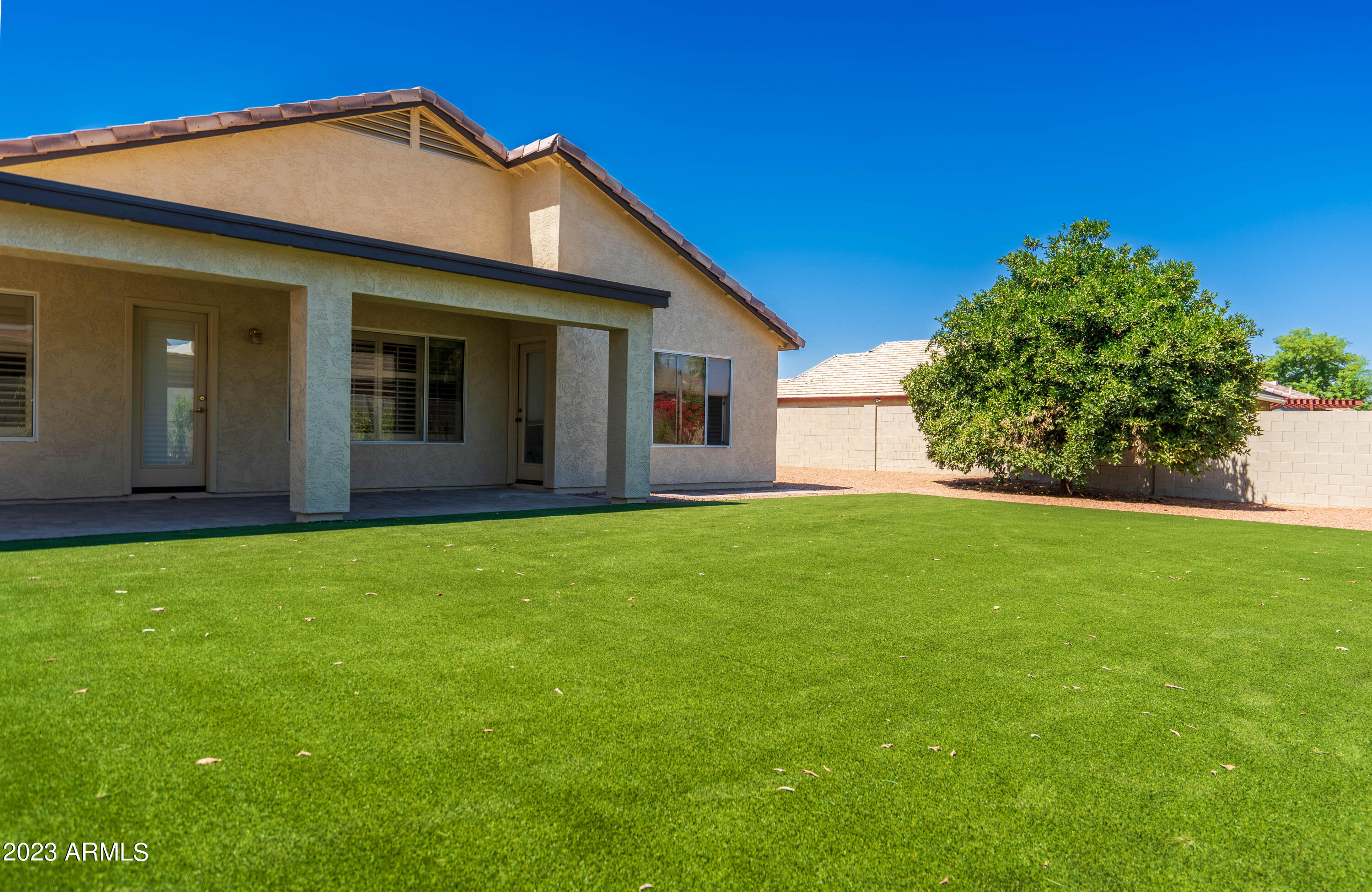 4058 E VISTA Drive
