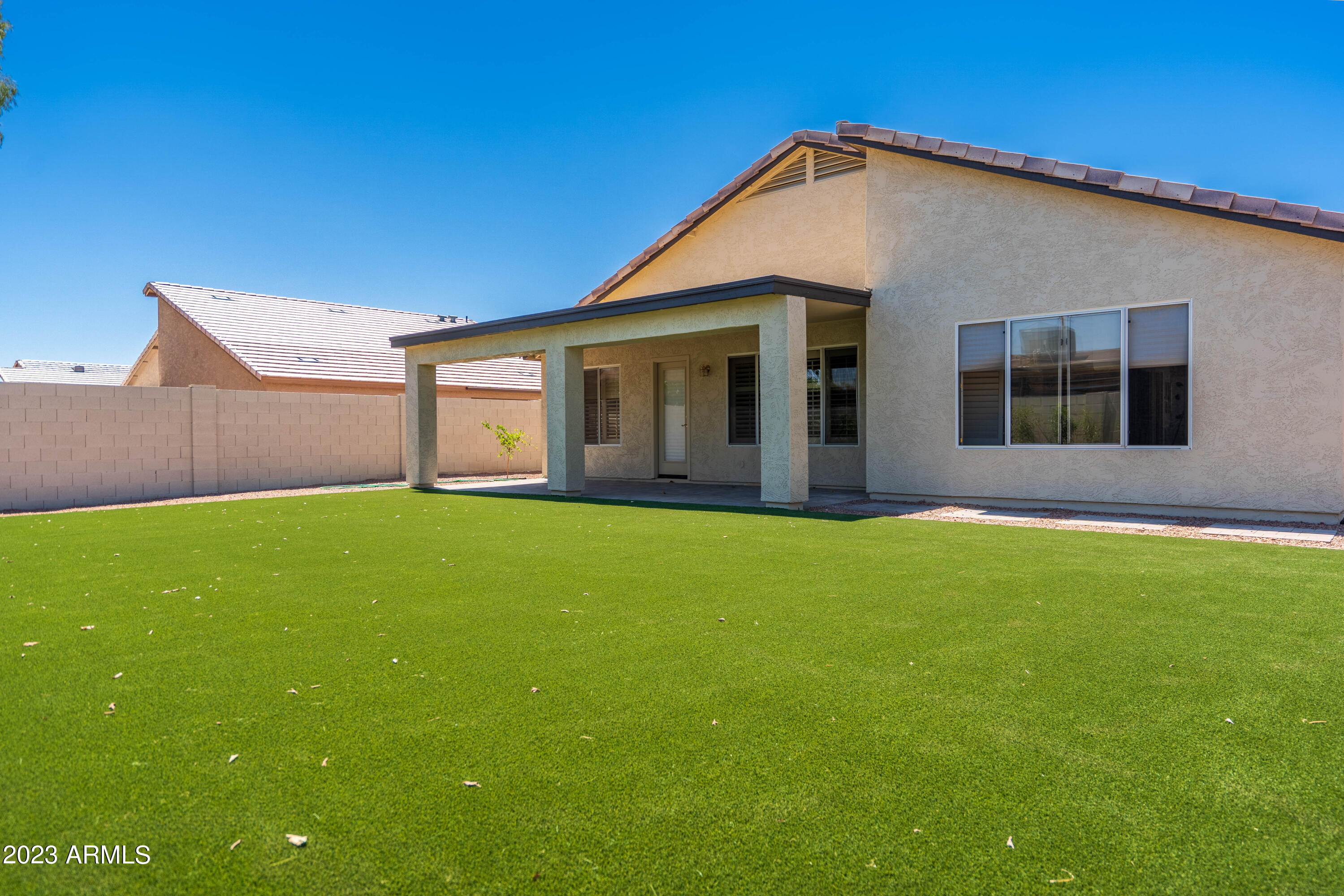 4058 E VISTA Drive