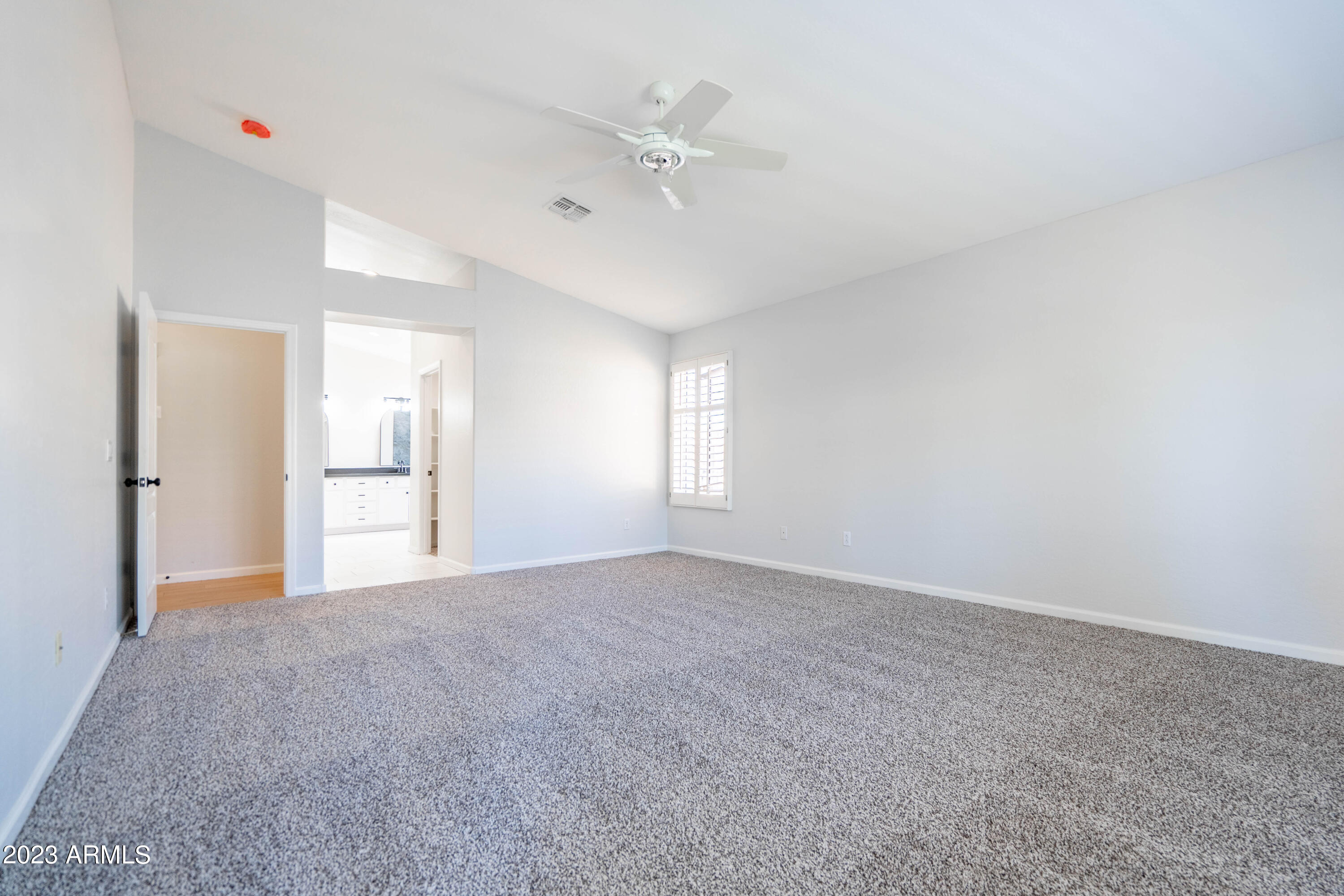 4058 E VISTA Drive
