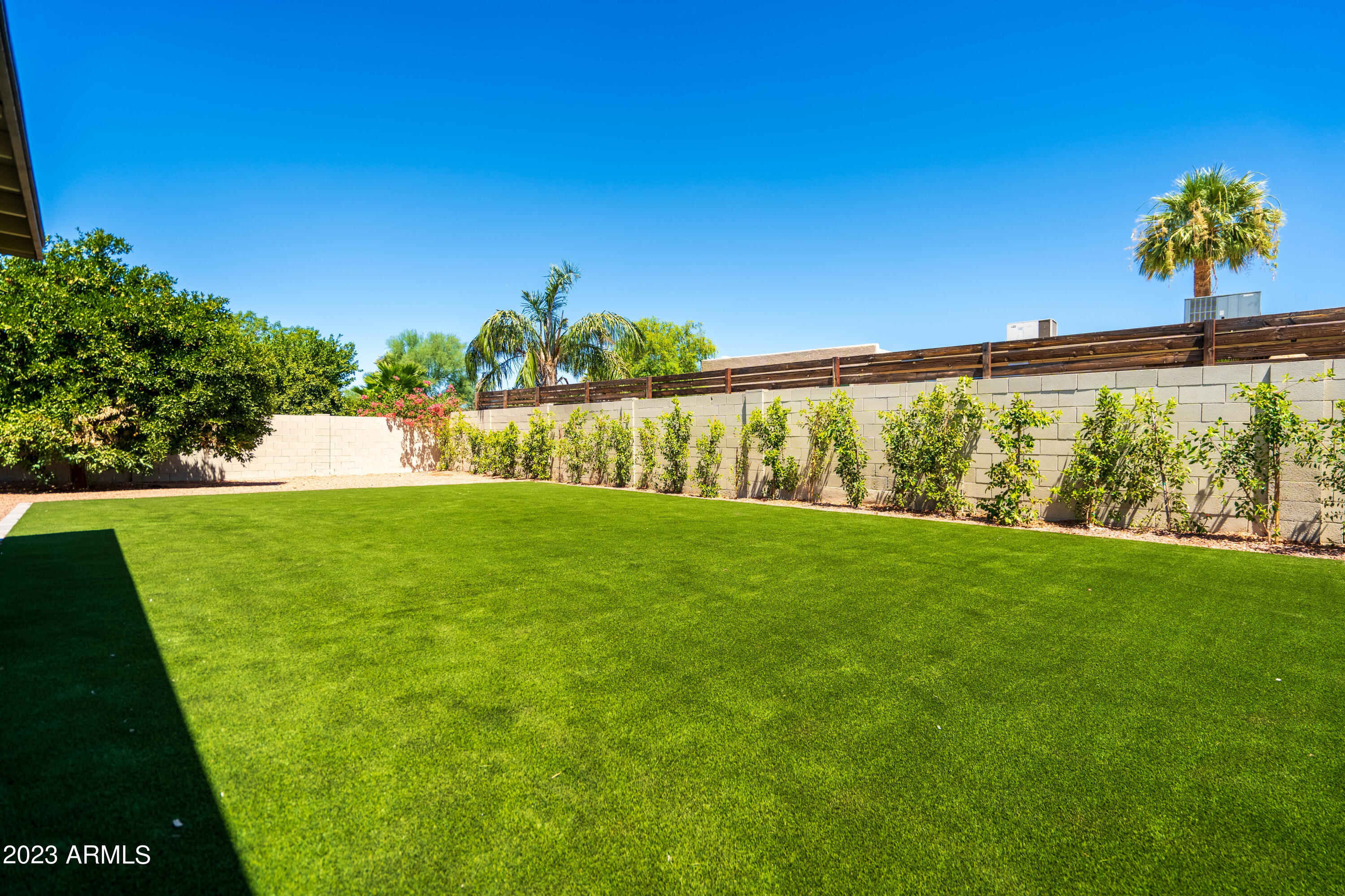 4058 E VISTA Drive