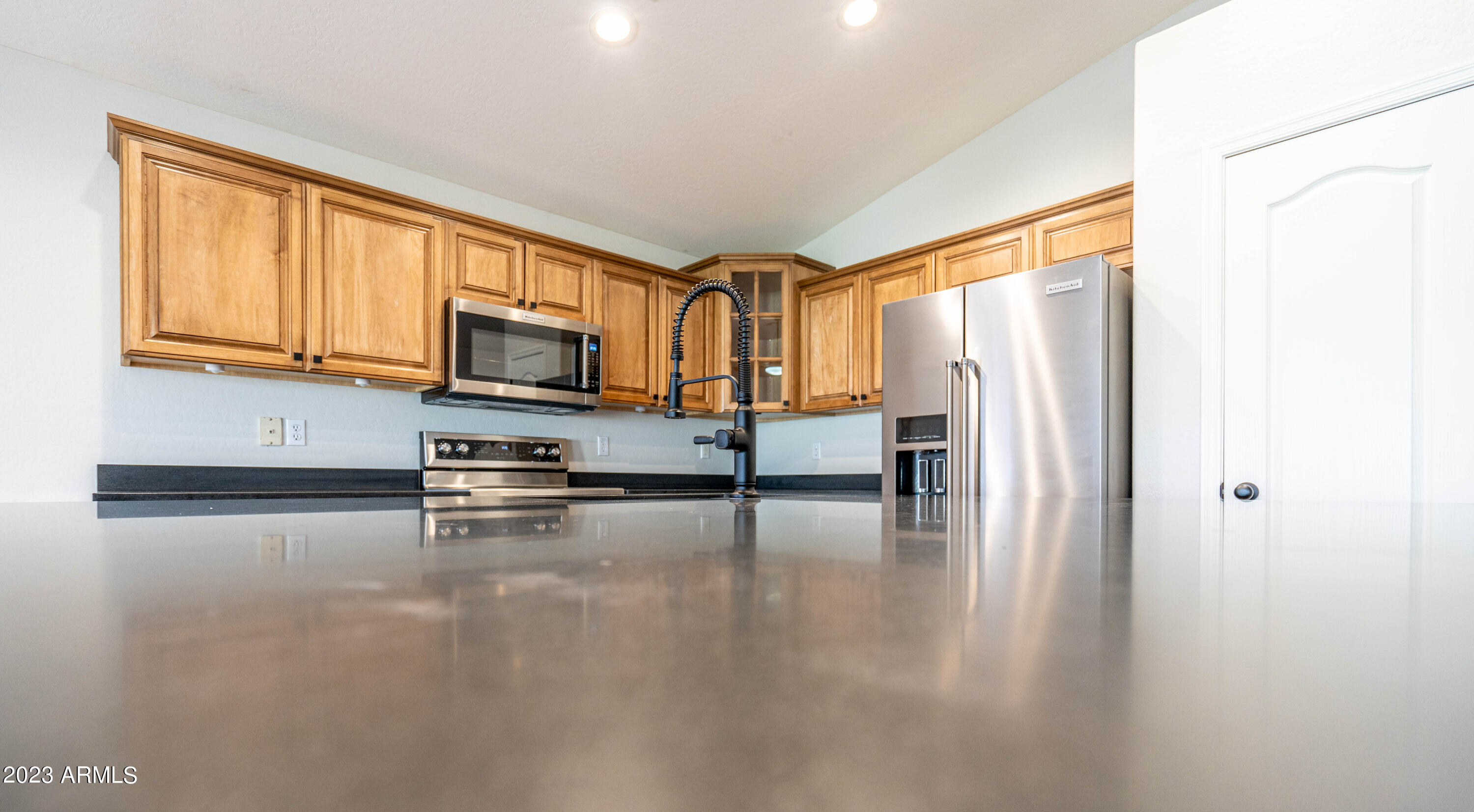 4058 E VISTA Drive
