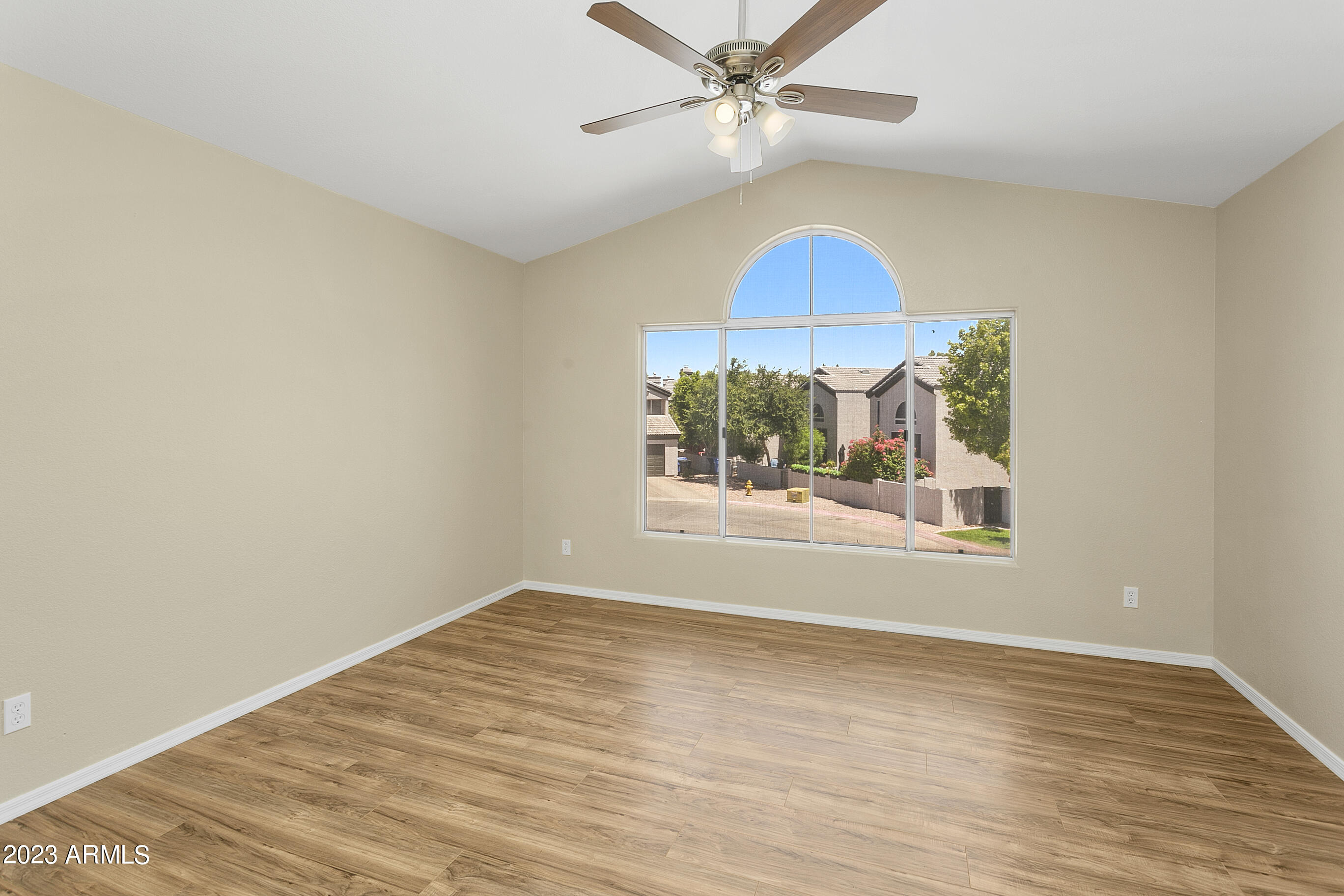 1175 W SALMON Court