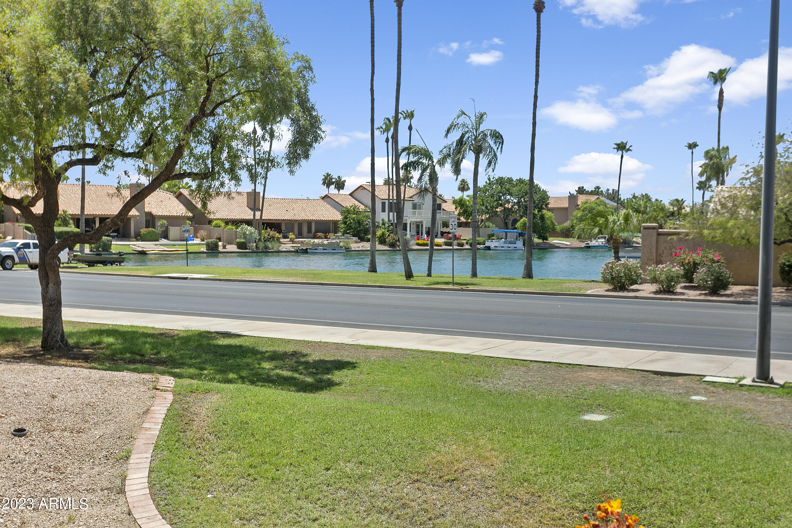 1175 W SALMON Court