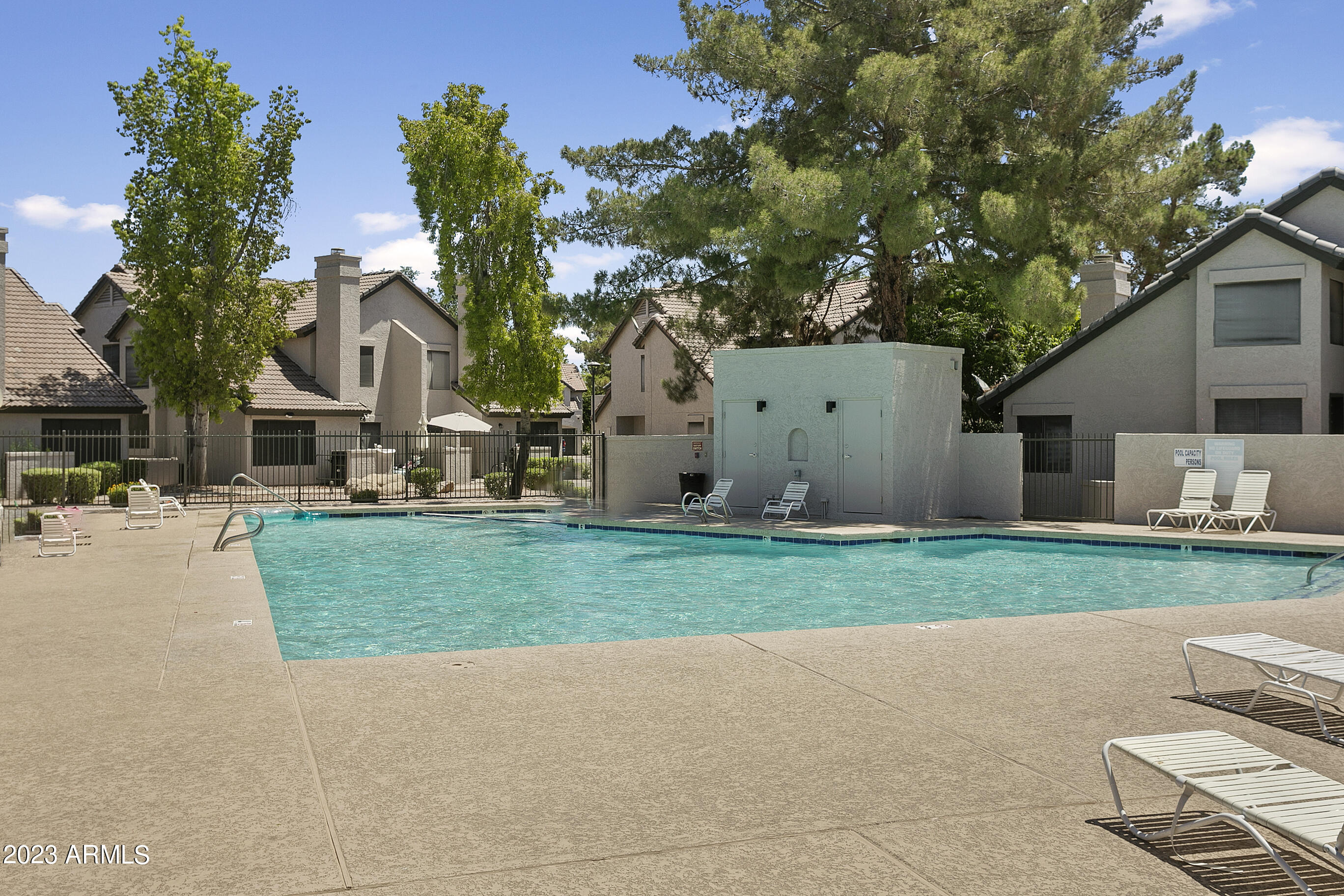 1175 W SALMON Court