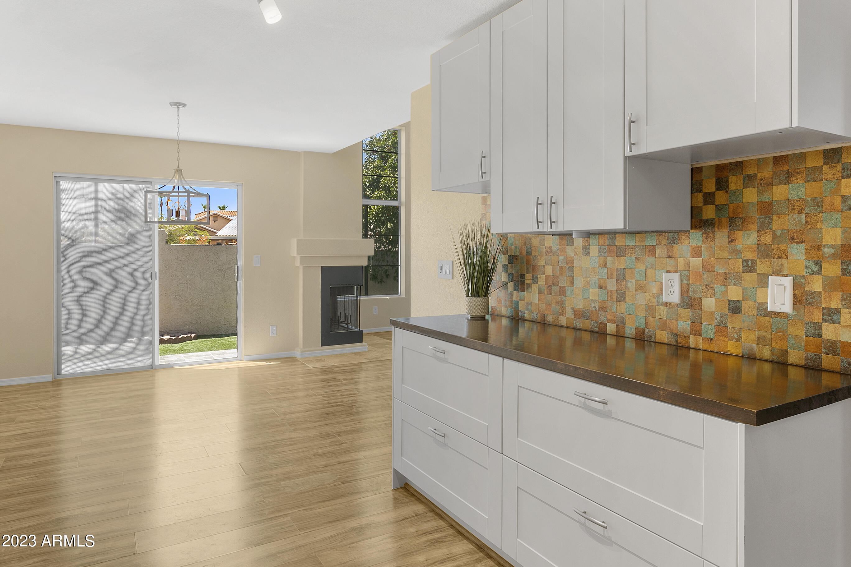 1175 W SALMON Court