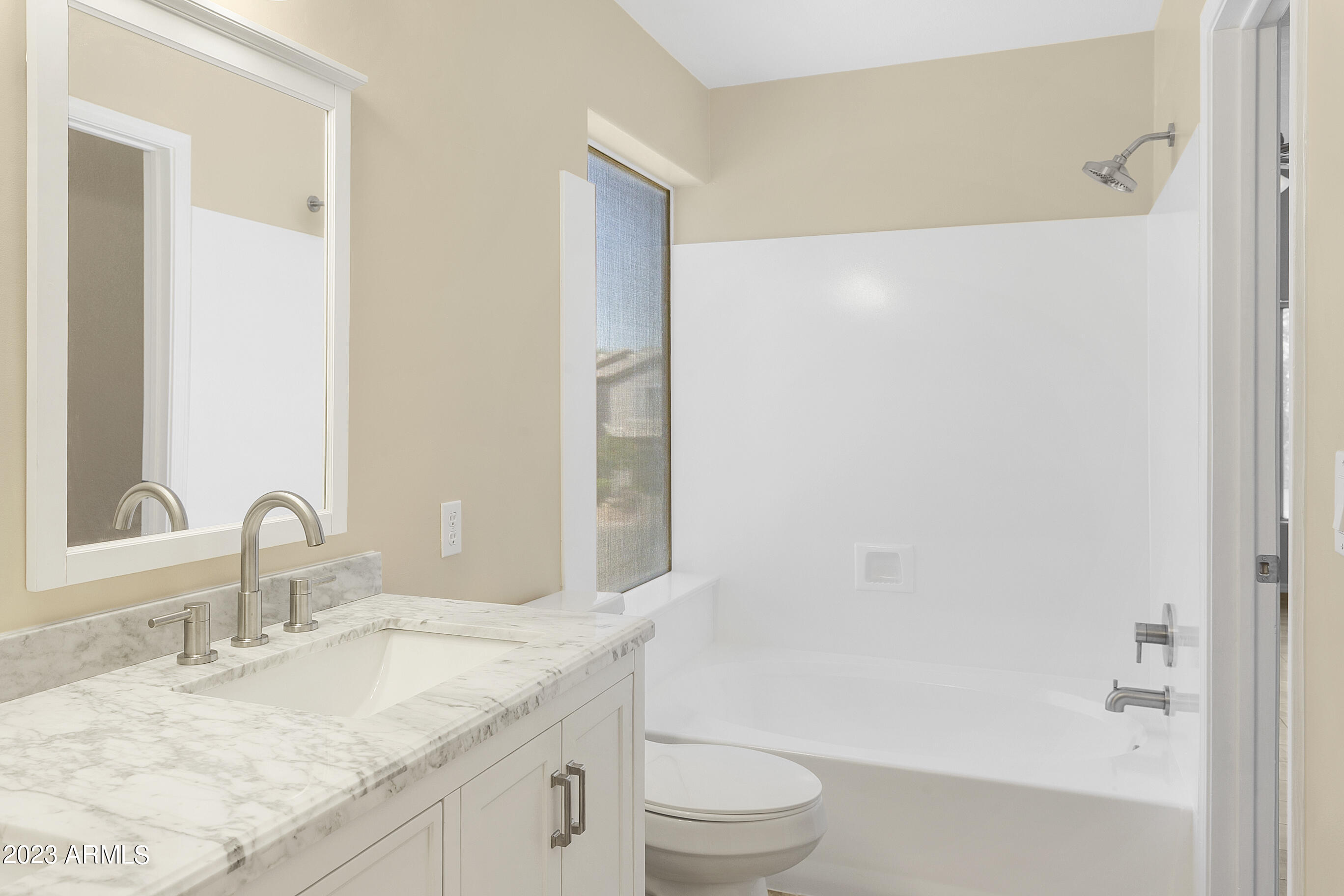 1175 W SALMON Court