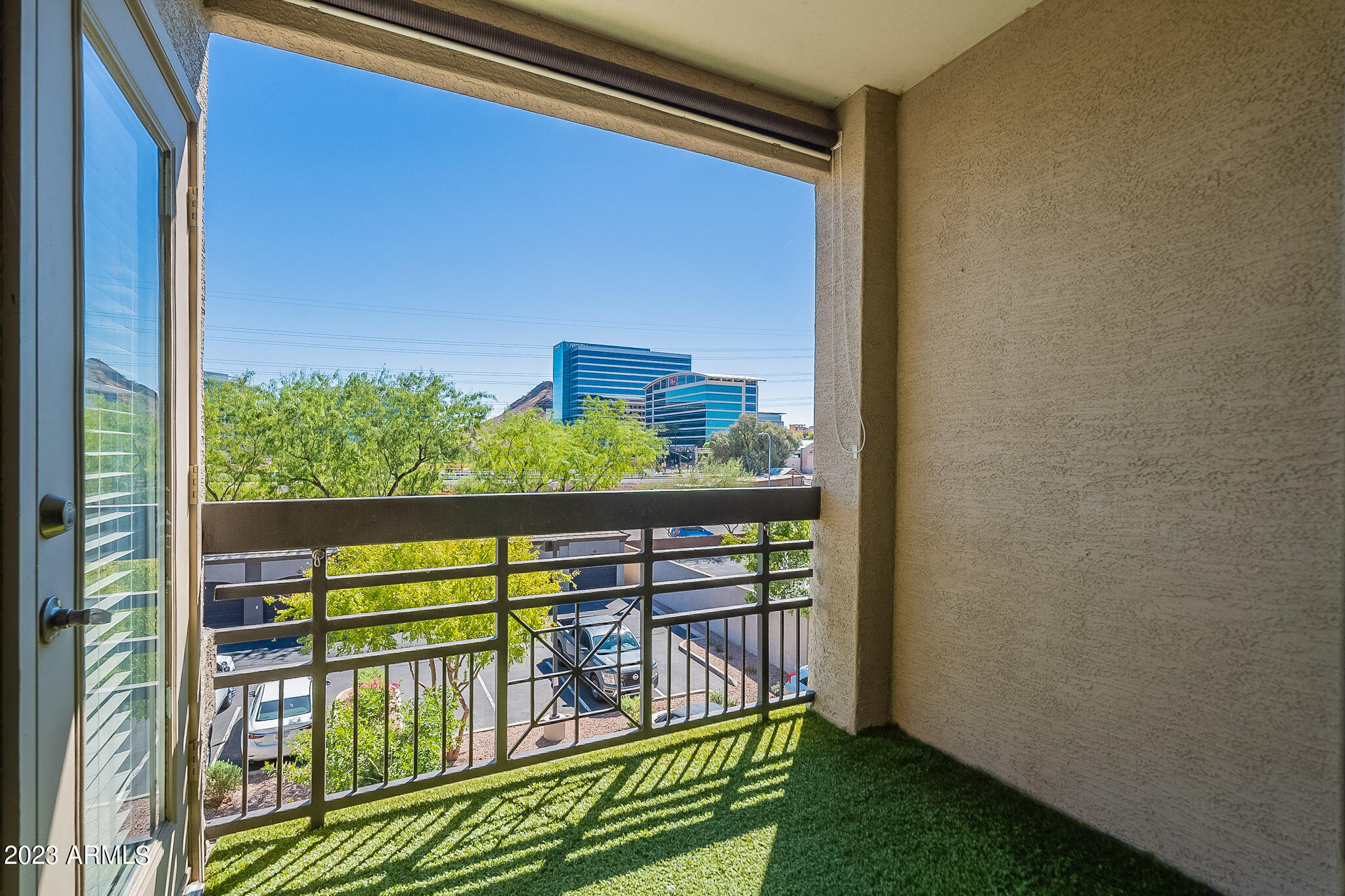 435 W RIO SALADO Parkway, 306