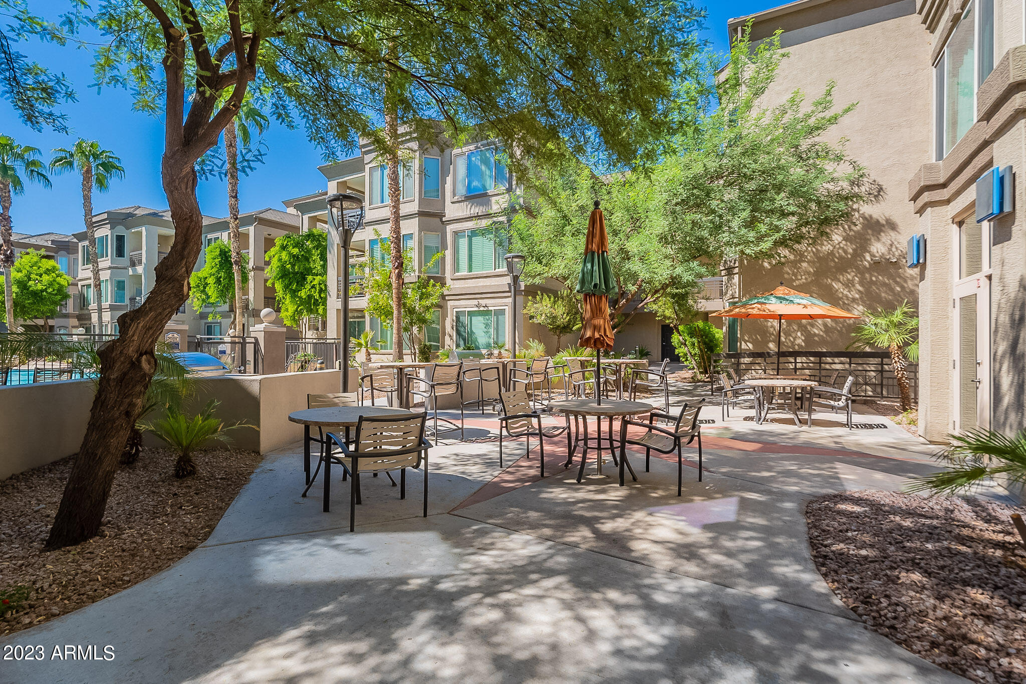 435 W RIO SALADO Parkway, 306