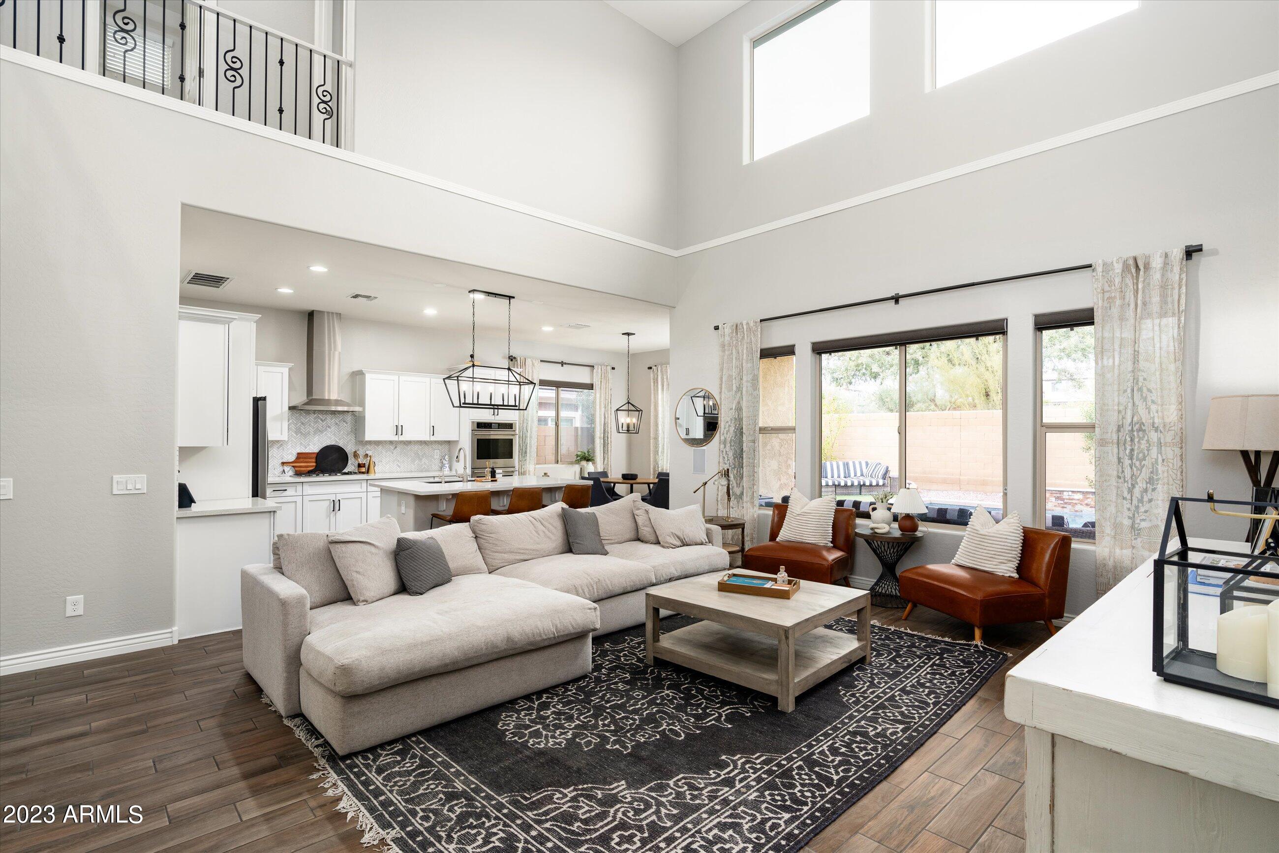 1804 W TOMBSTONE Trail