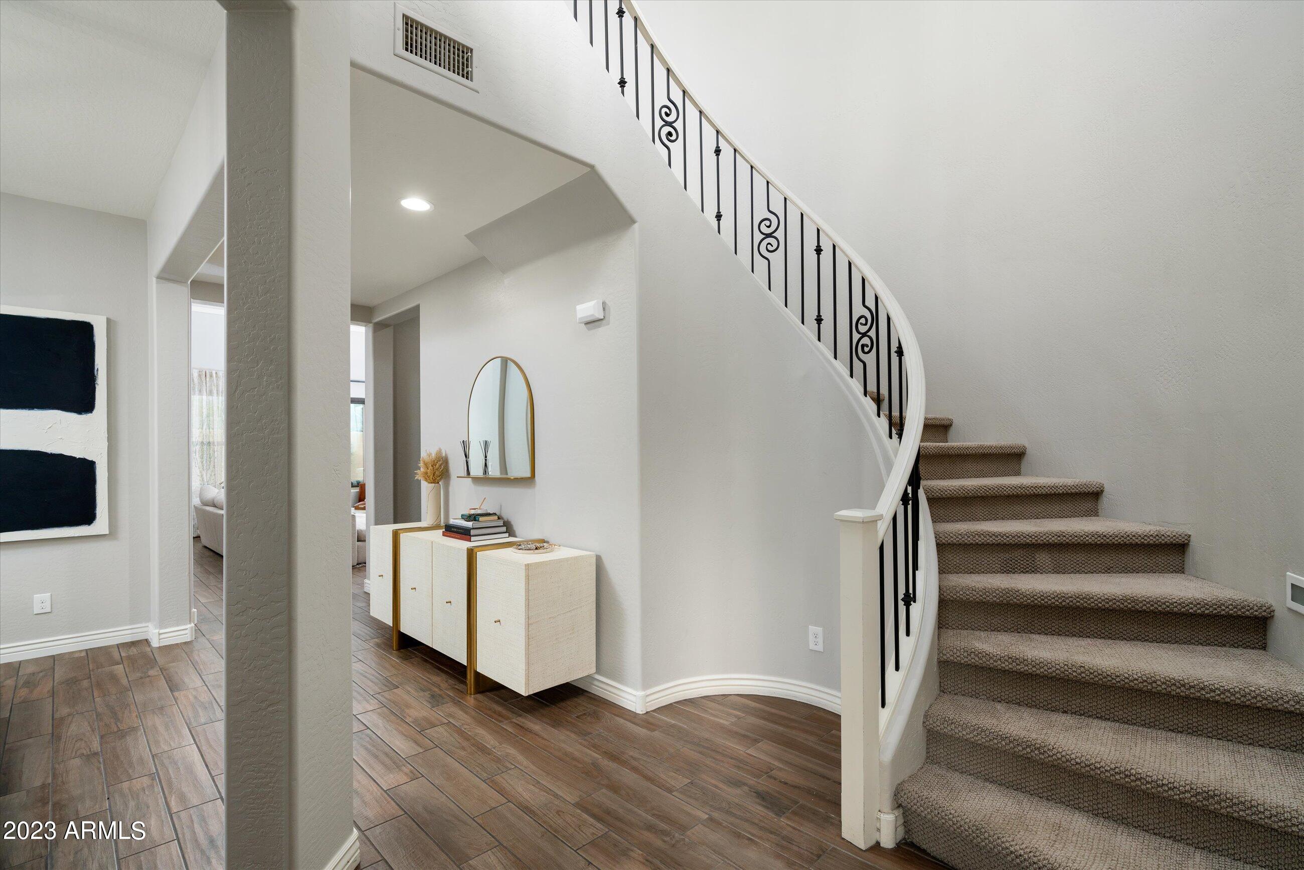 1804 W TOMBSTONE Trail