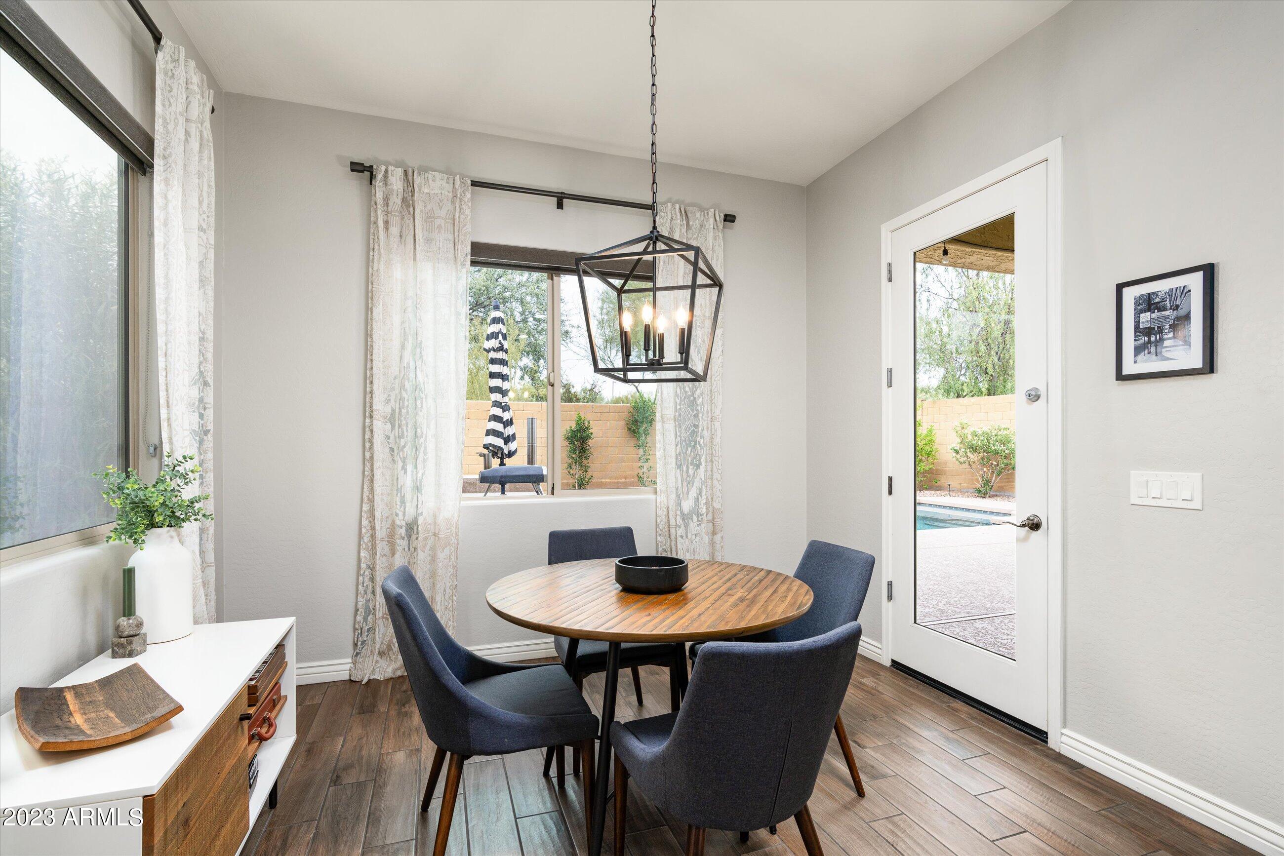 1804 W TOMBSTONE Trail