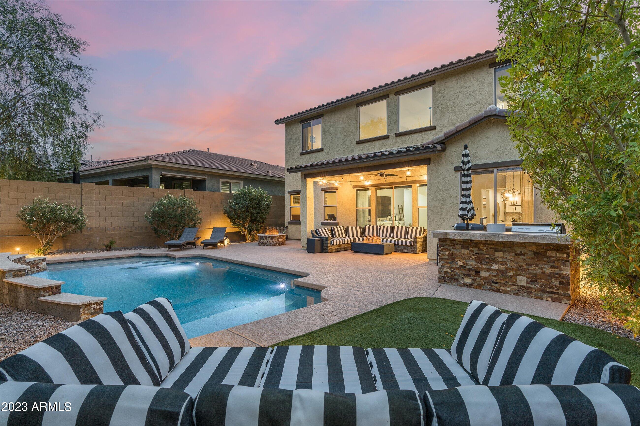 1804 W TOMBSTONE Trail