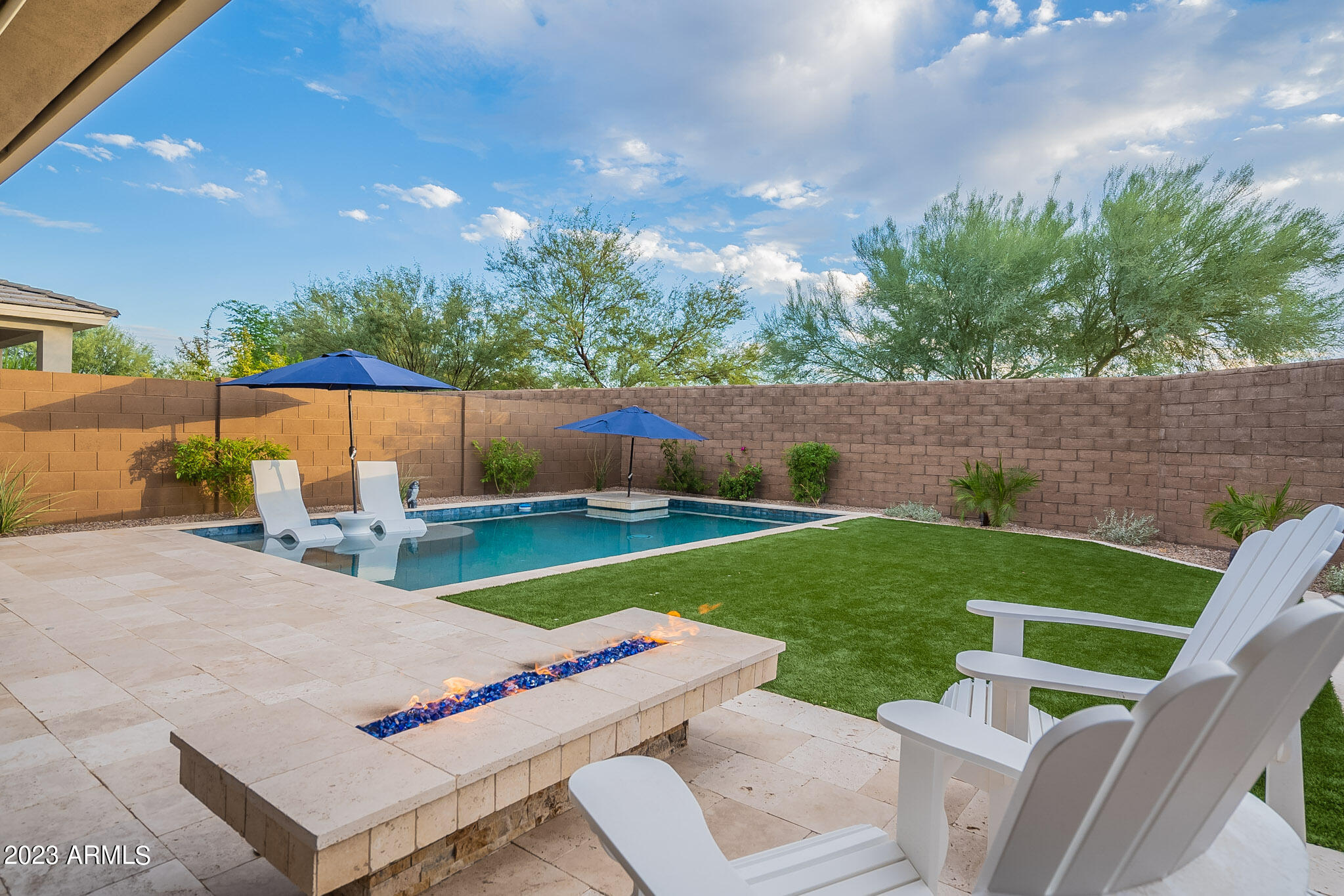 2815 E TINA Drive
