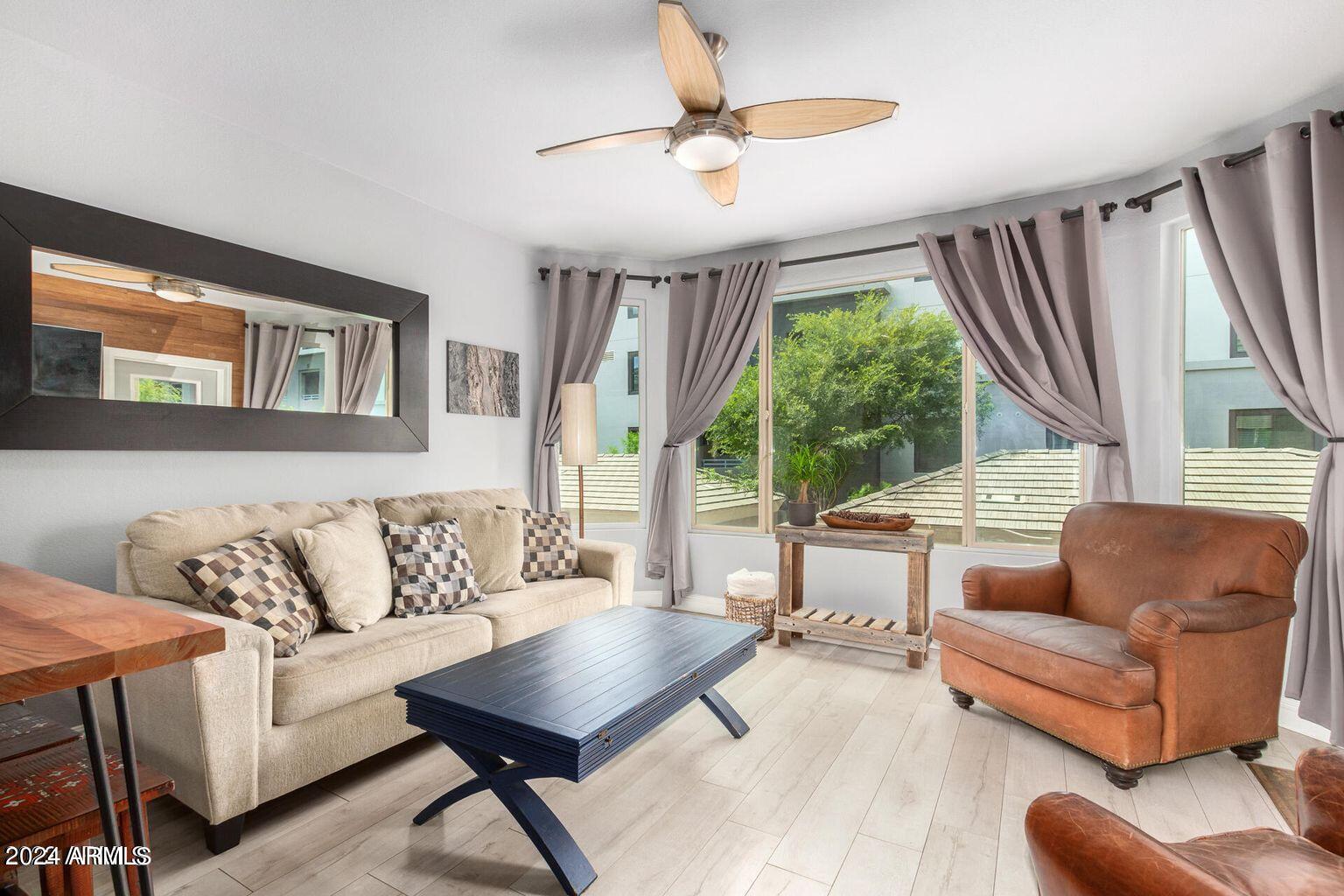 435 W RIO SALADO Parkway, 227
