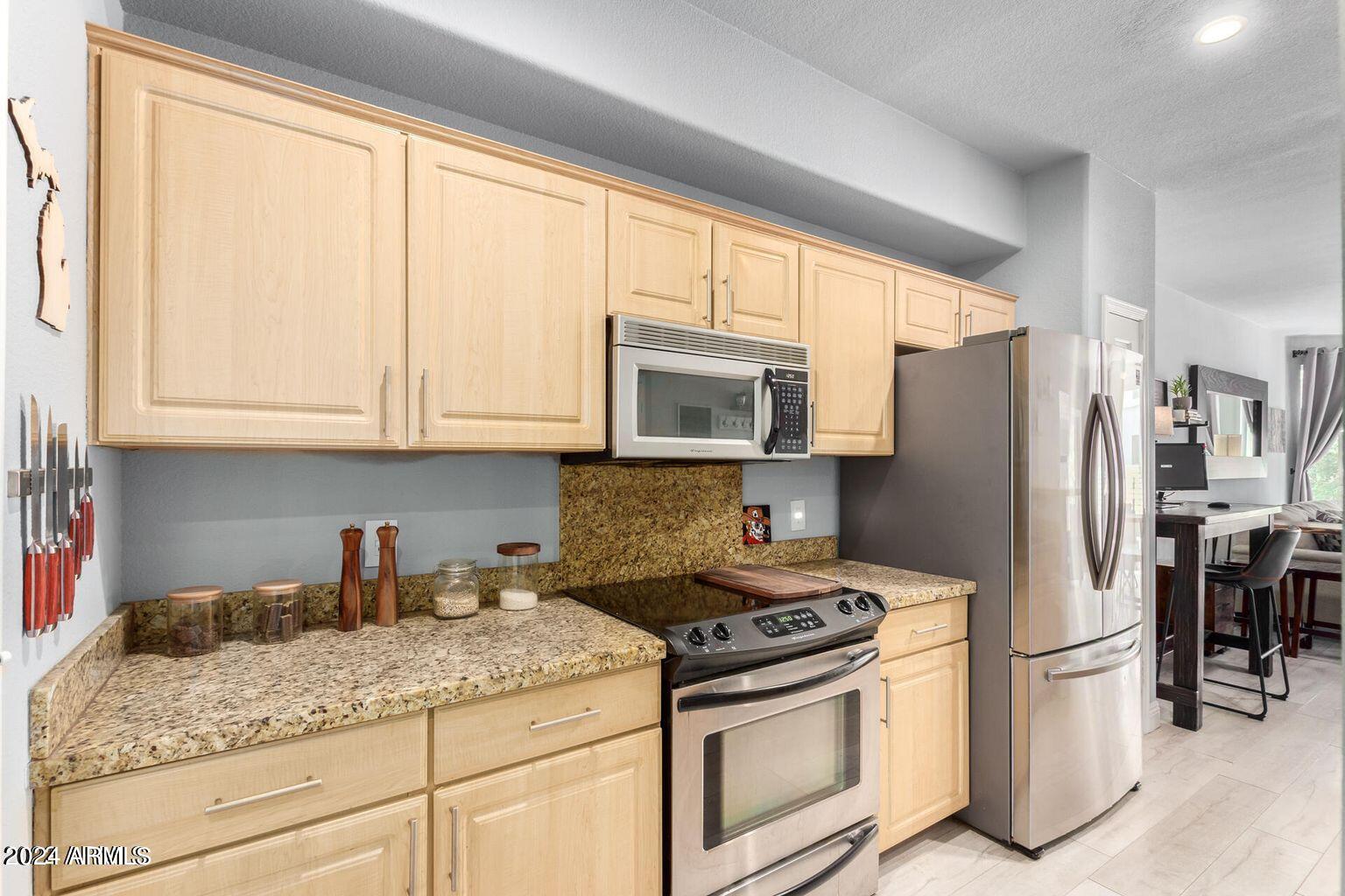 435 W RIO SALADO Parkway, 227
