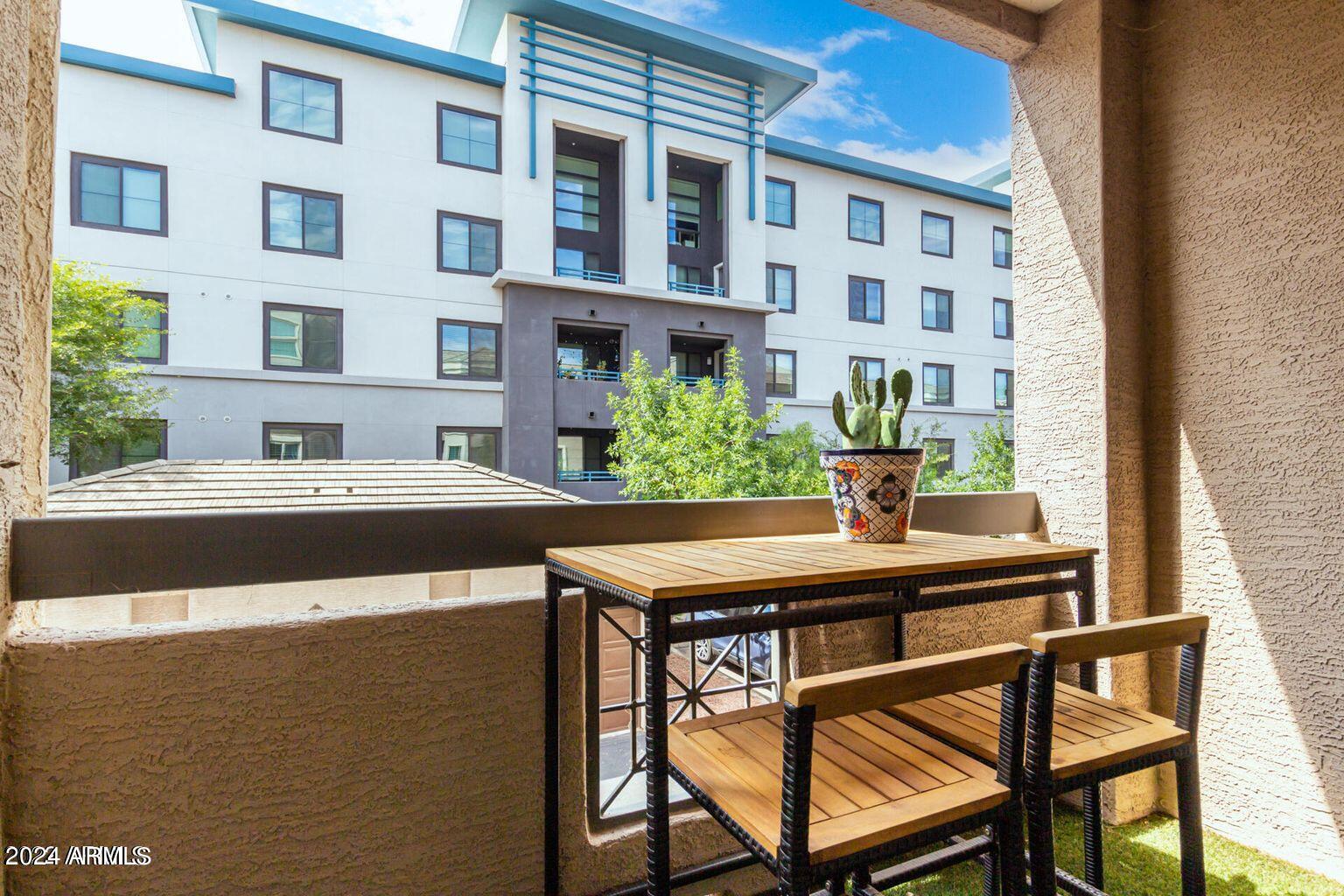 435 W RIO SALADO Parkway, 227