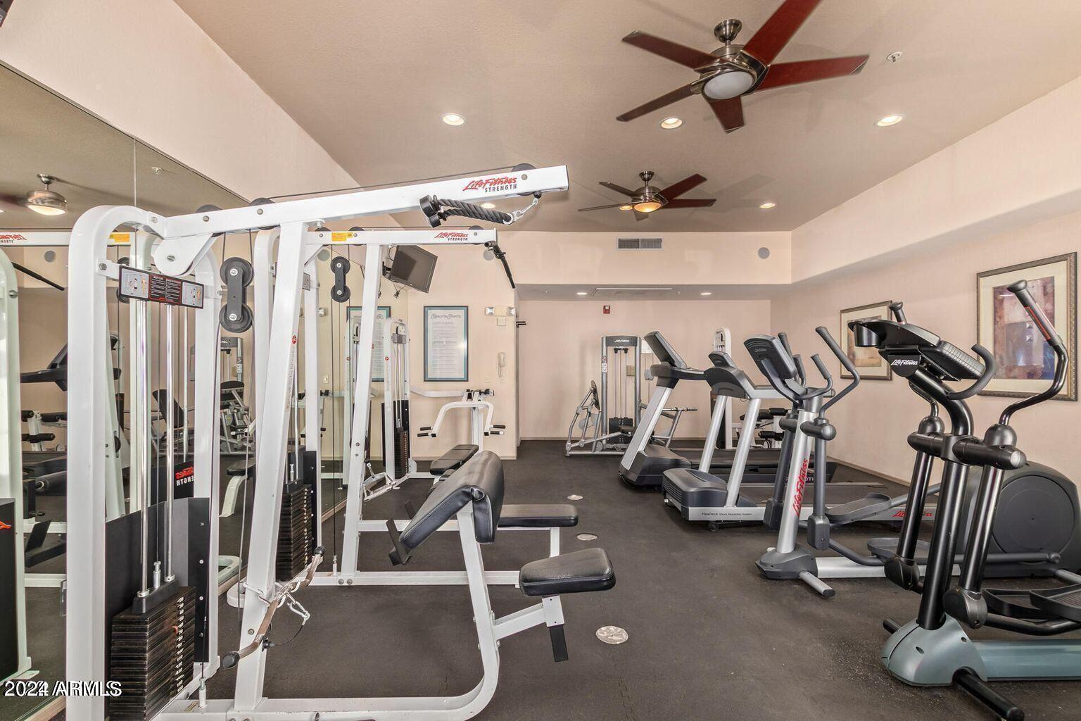 435 W RIO SALADO Parkway, 227