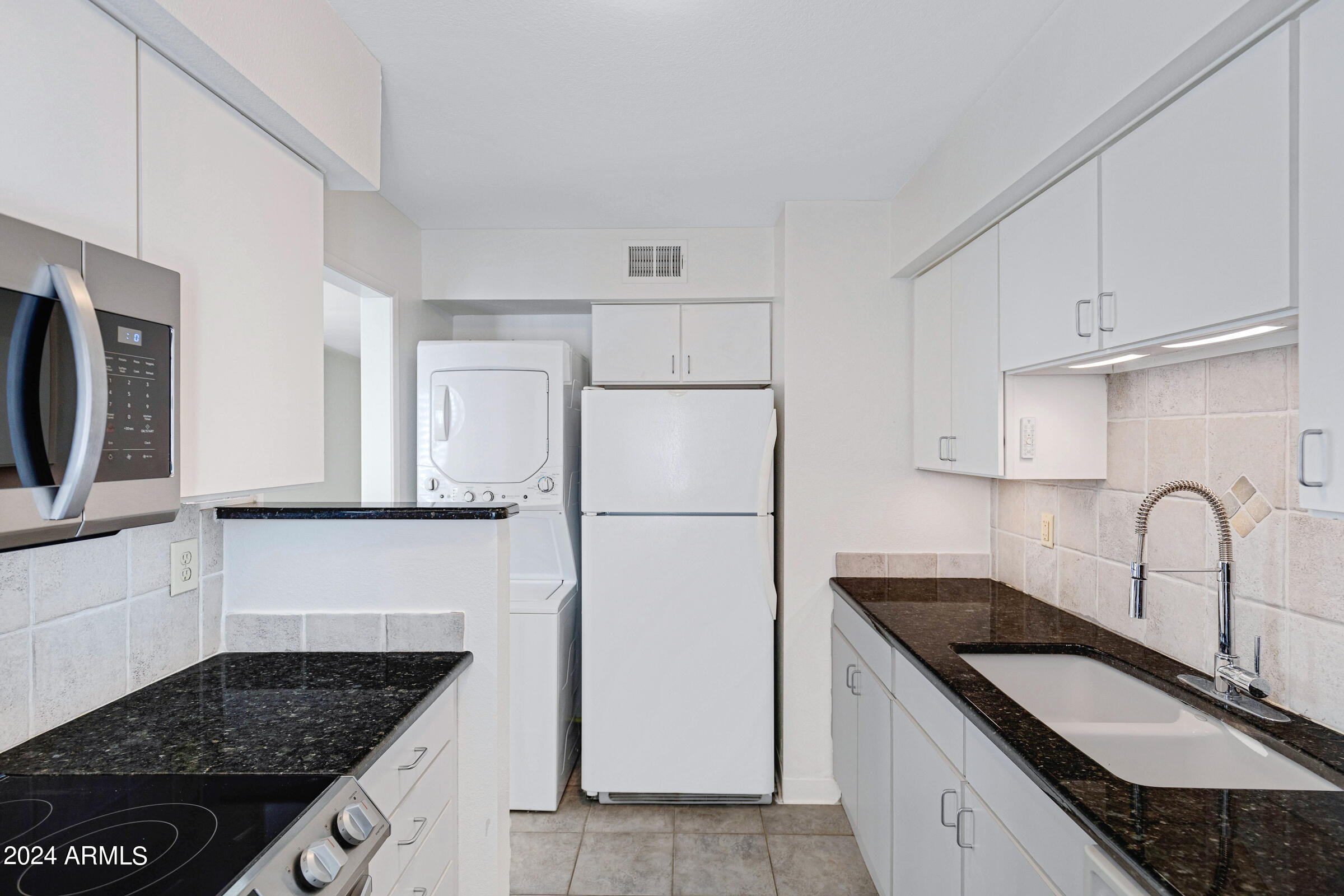 5213 N 24TH Street, 108