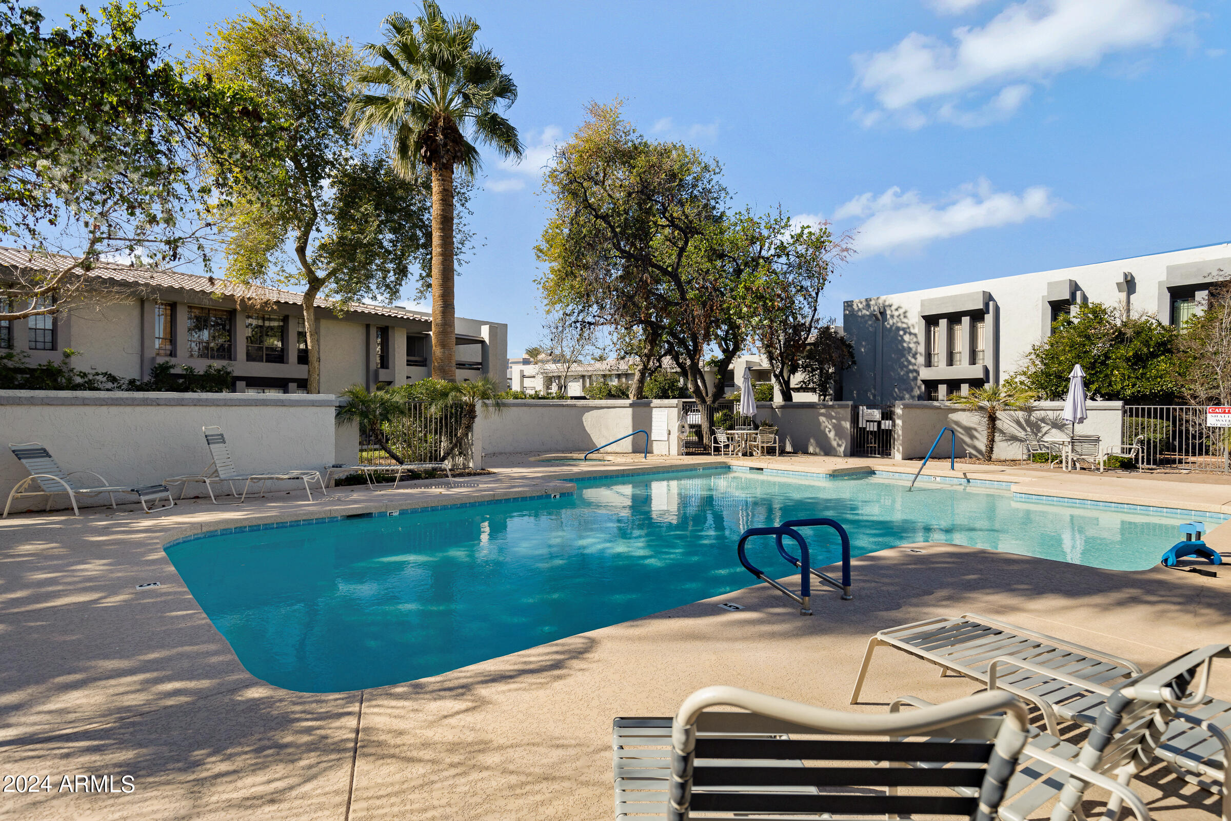 5213 N 24TH Street, 108