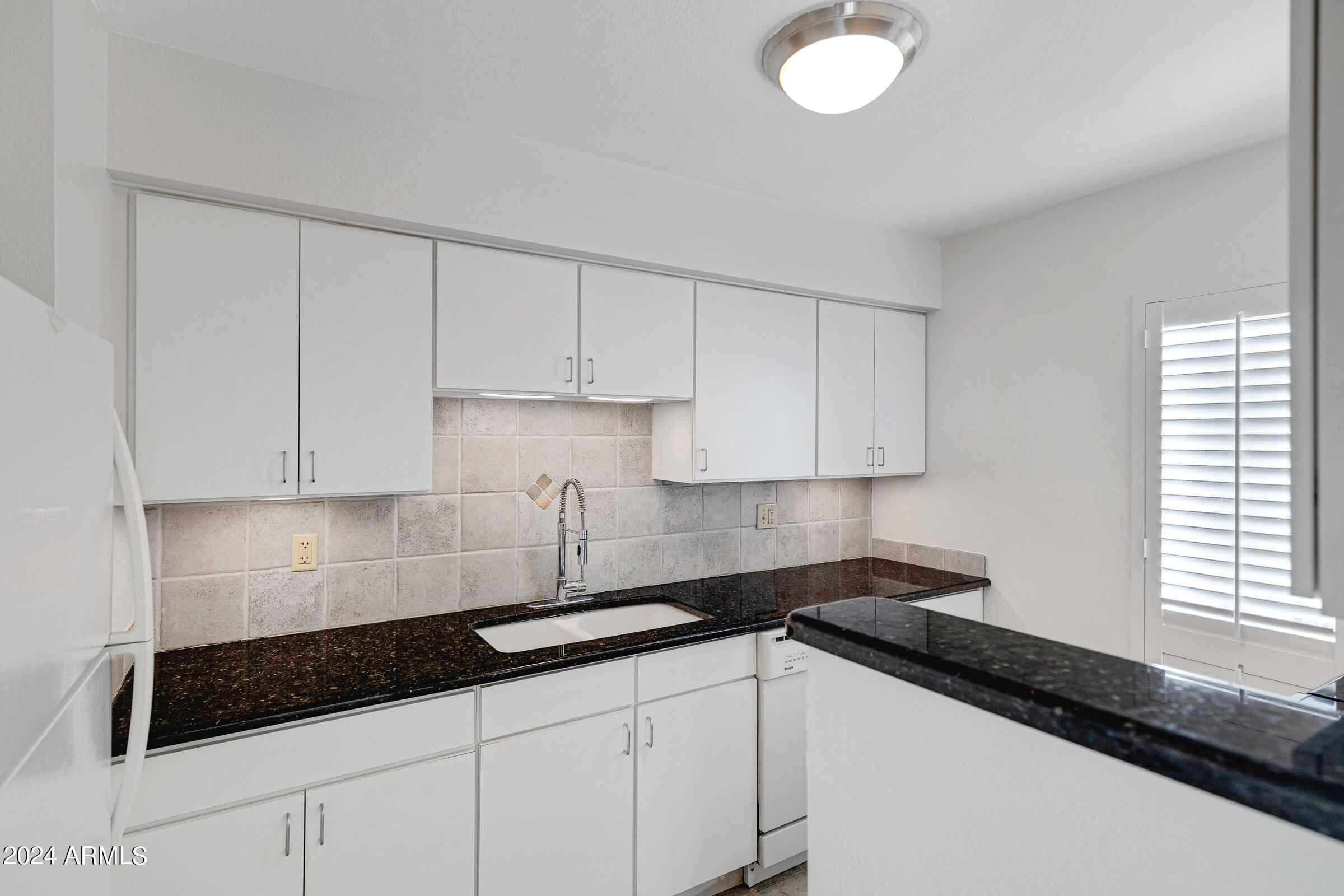 5213 N 24TH Street, 108