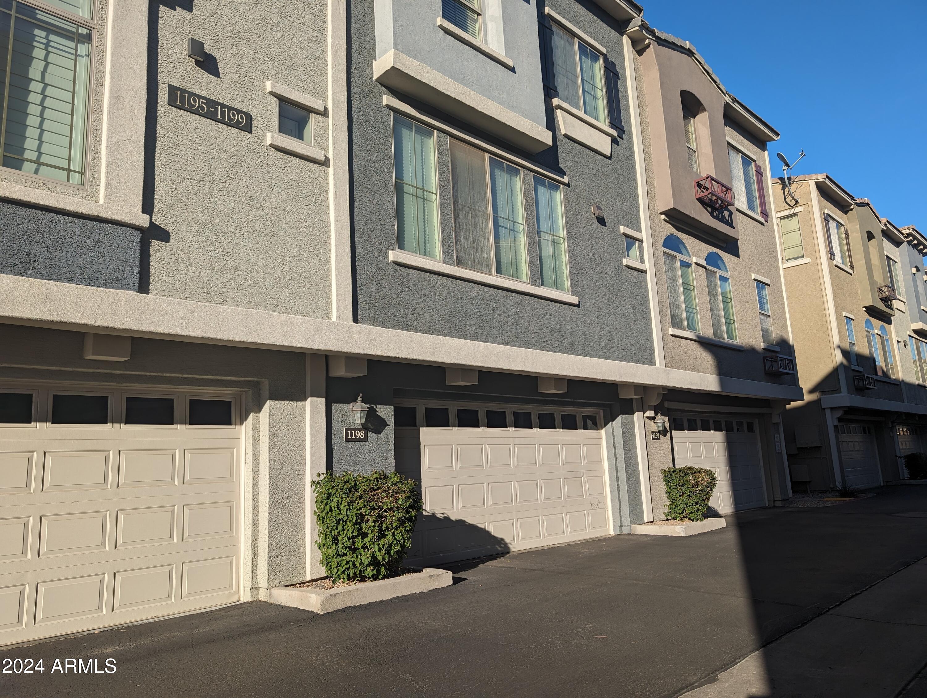 2401 E RIO SALADO Parkway, 1198