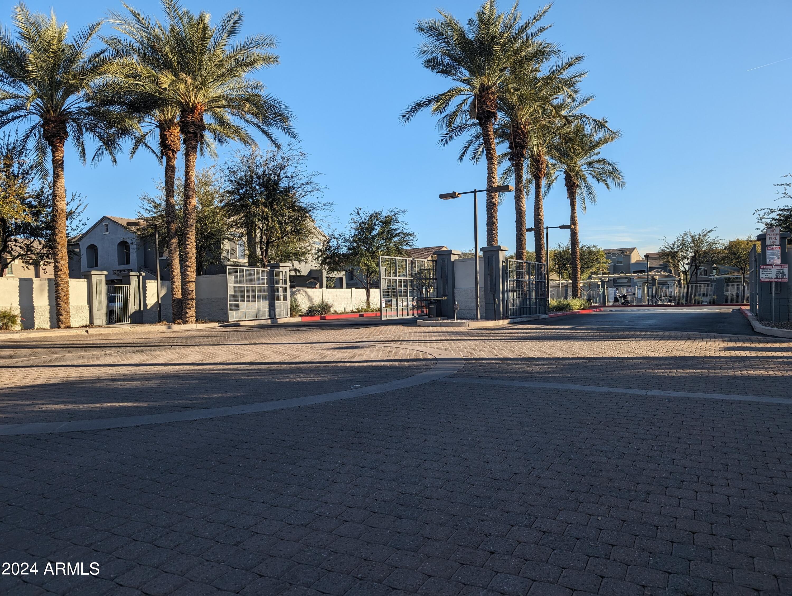 2401 E RIO SALADO Parkway, 1198