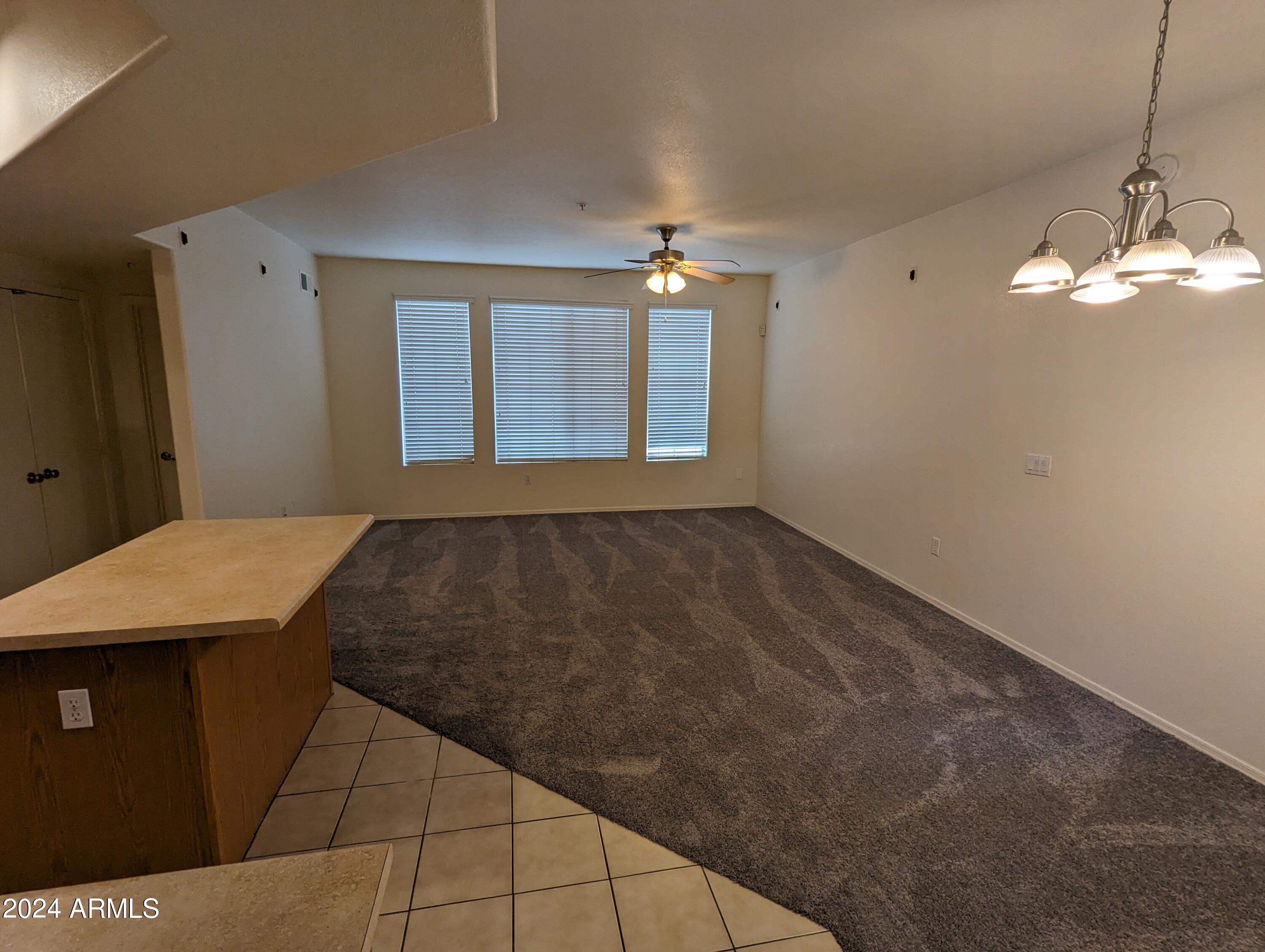 2401 E RIO SALADO Parkway, 1198