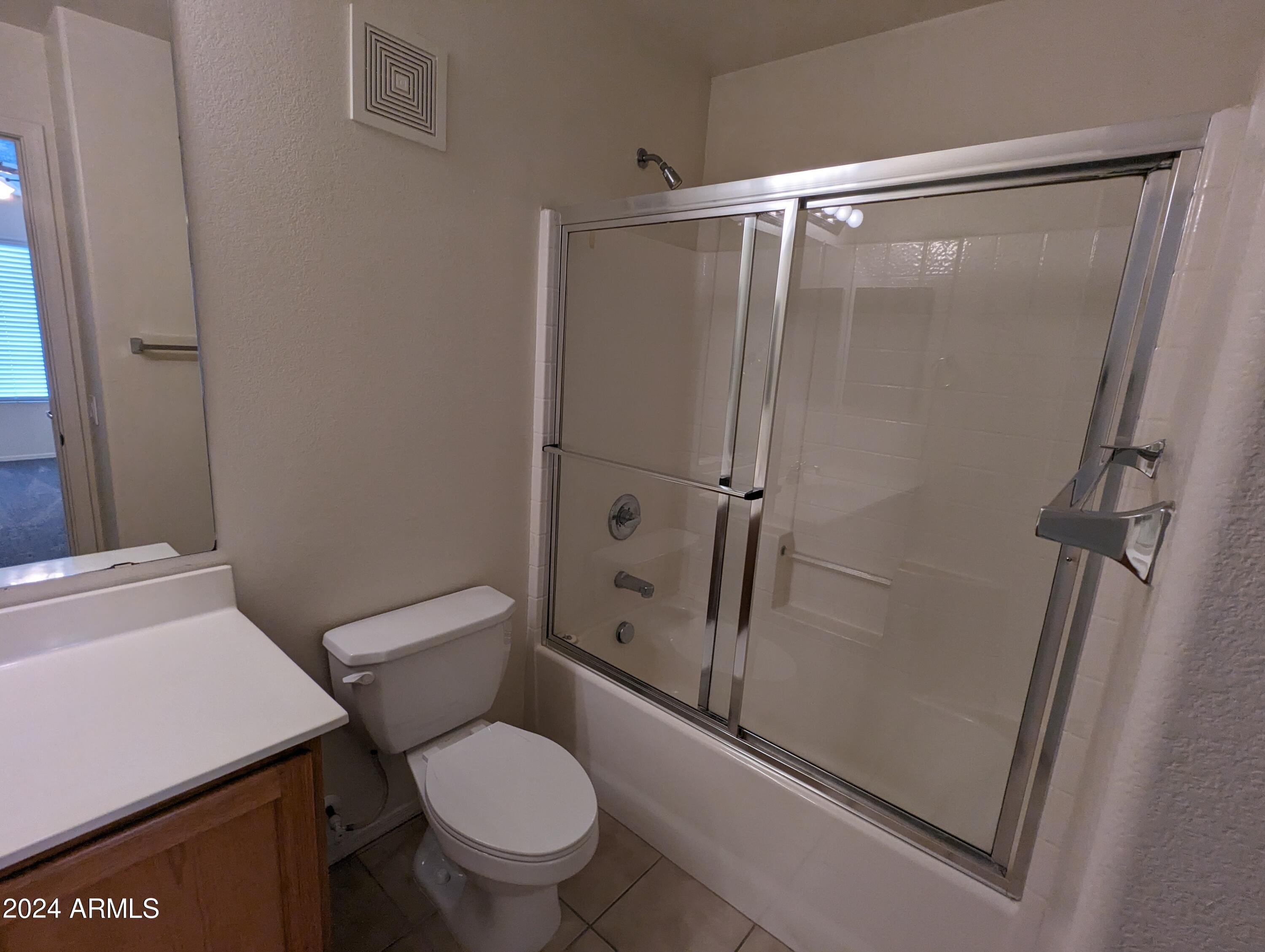 2401 E RIO SALADO Parkway, 1198