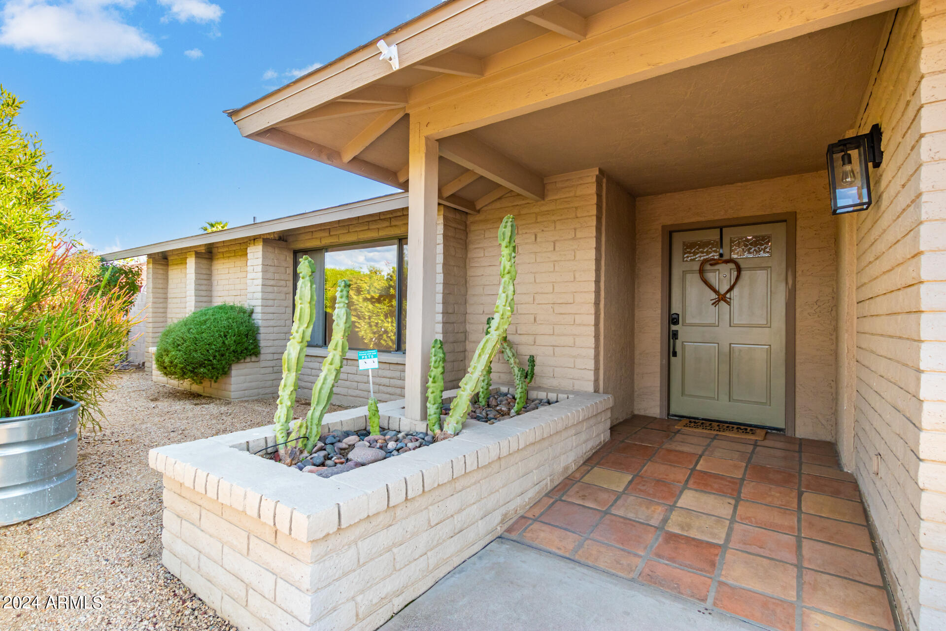 3435 E Desert Cove Avenue