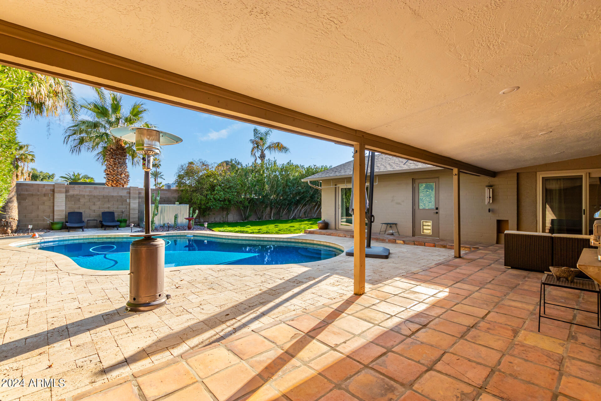 3435 E Desert Cove Avenue