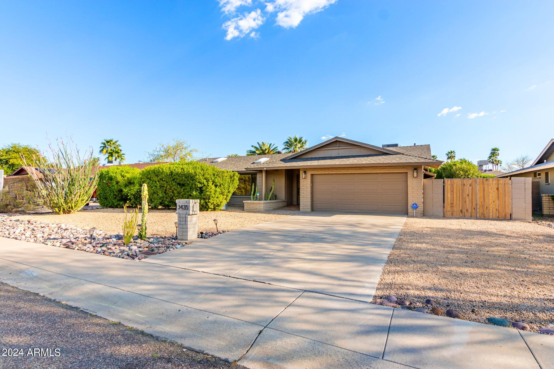 3435 E Desert Cove Avenue