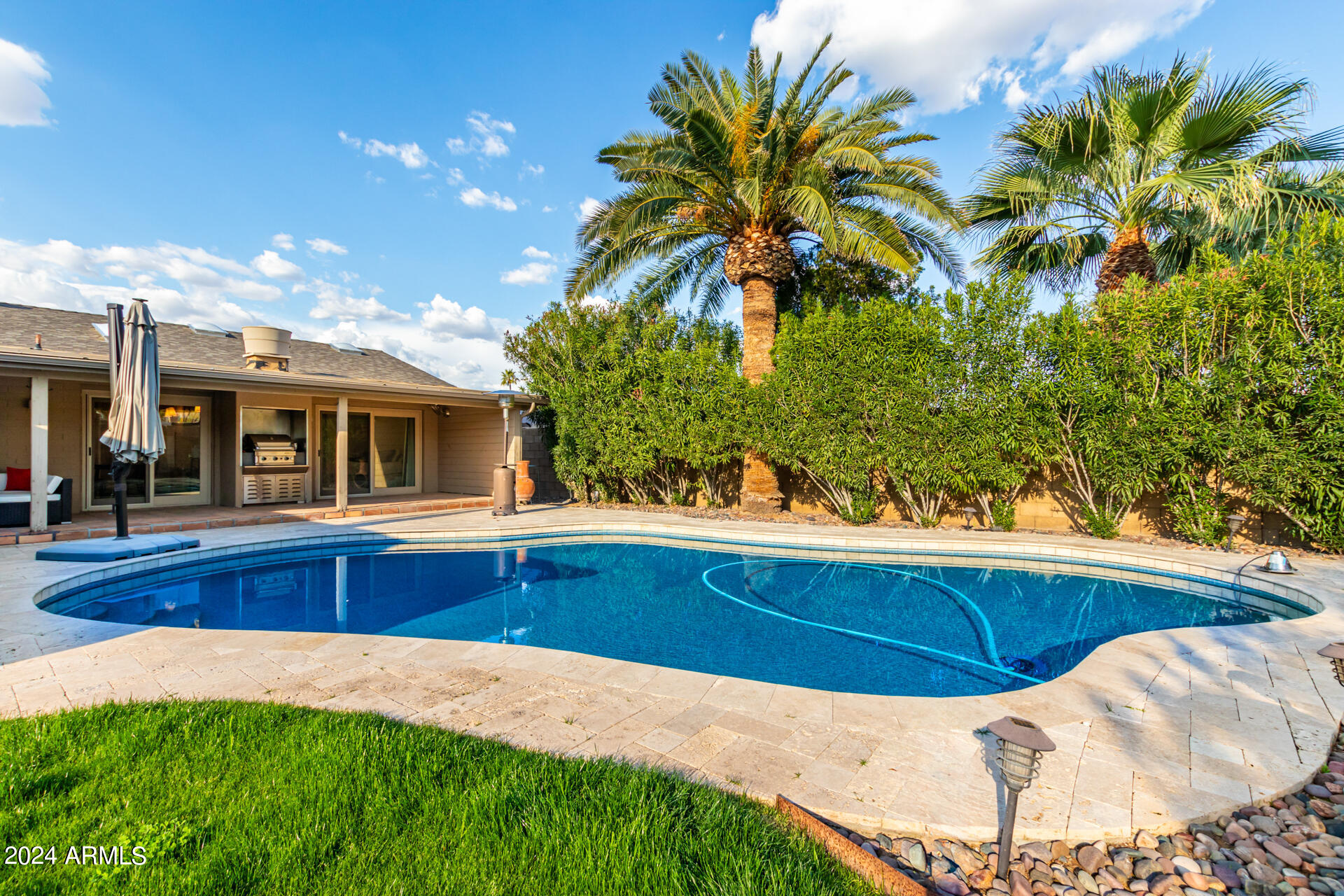 3435 E Desert Cove Avenue