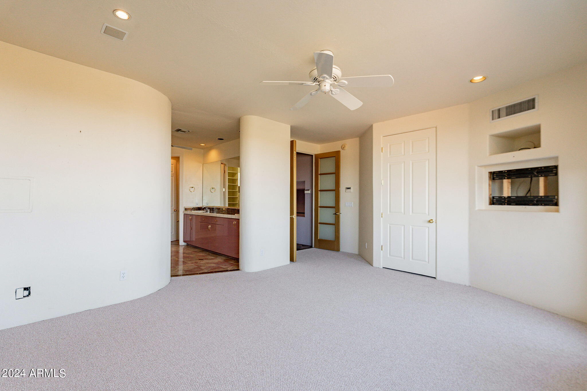 1634 E CAMINO DEL SANTO