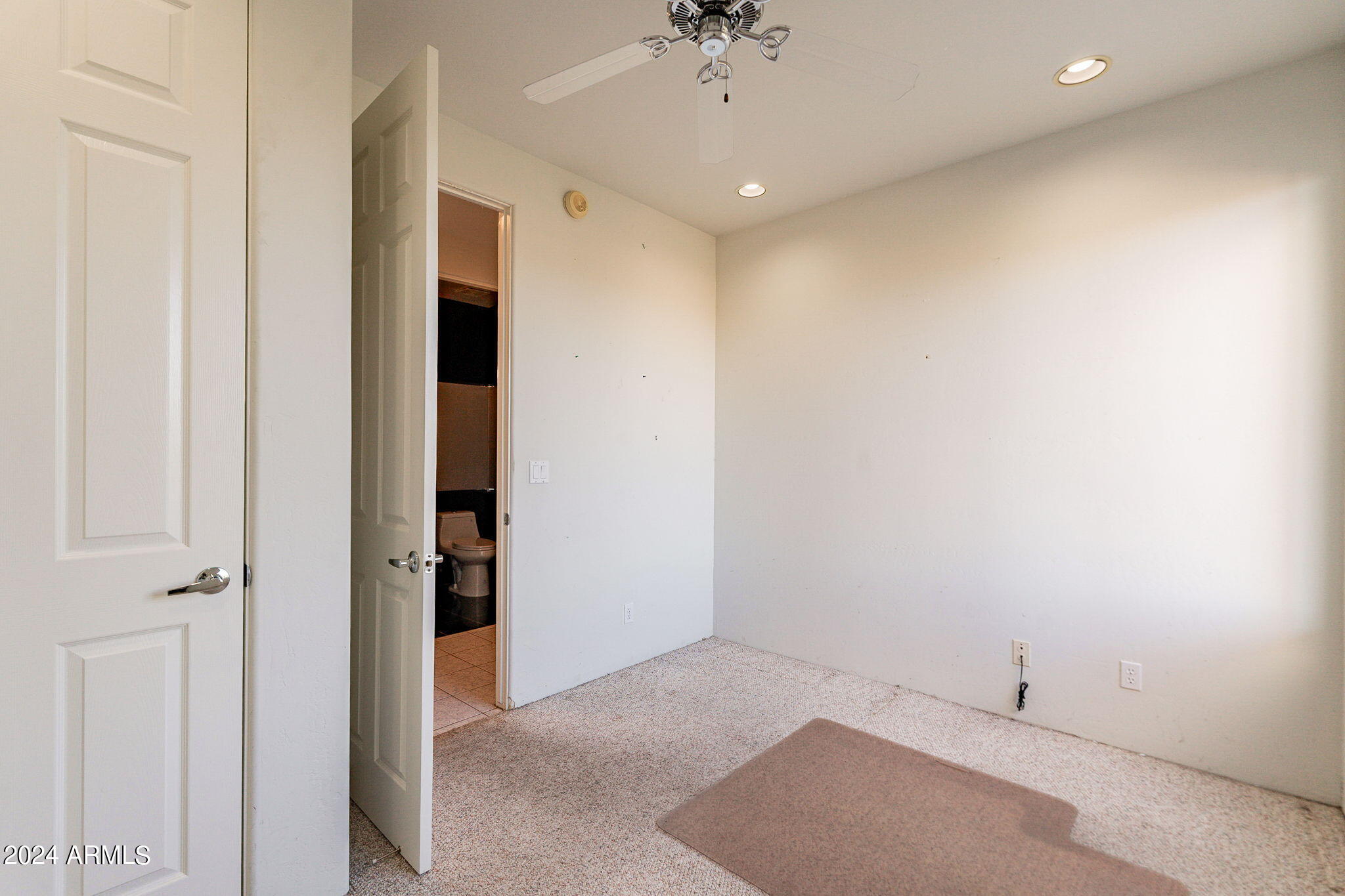 1634 E CAMINO DEL SANTO