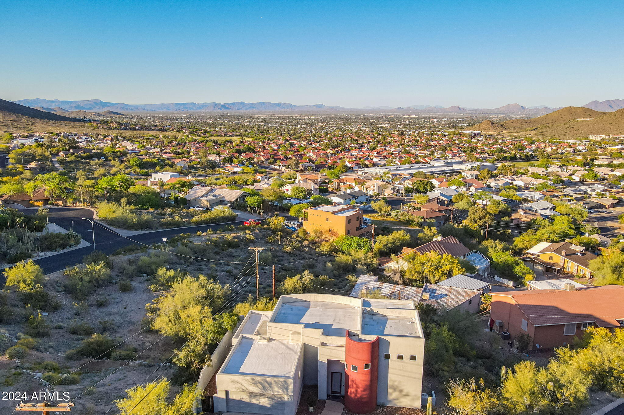 1634 E CAMINO DEL SANTO