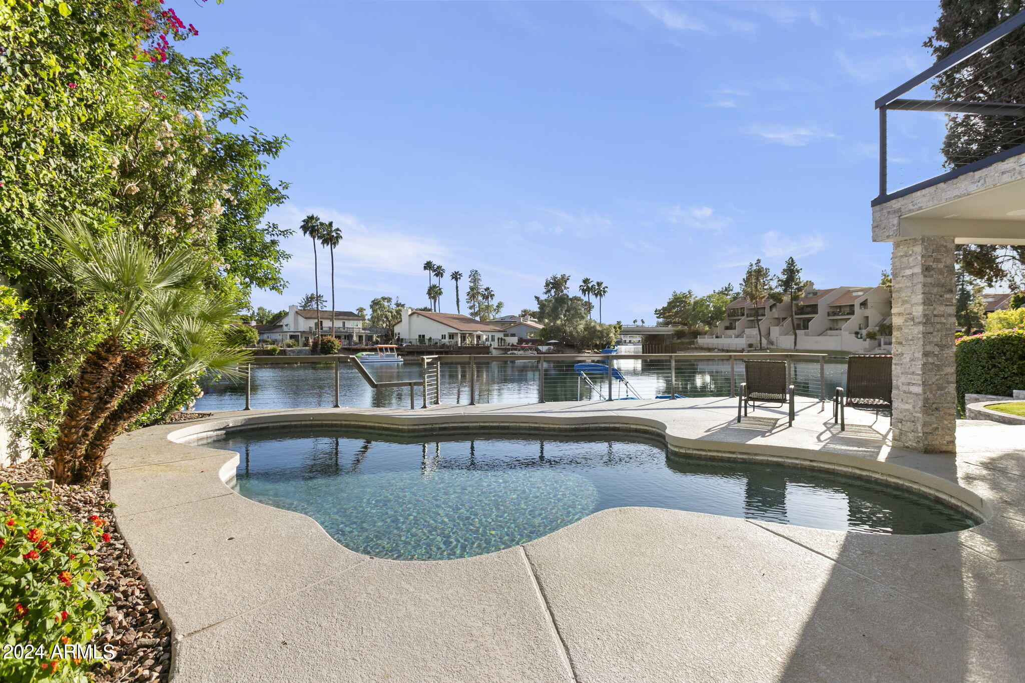 1313 E BAYVIEW Drive