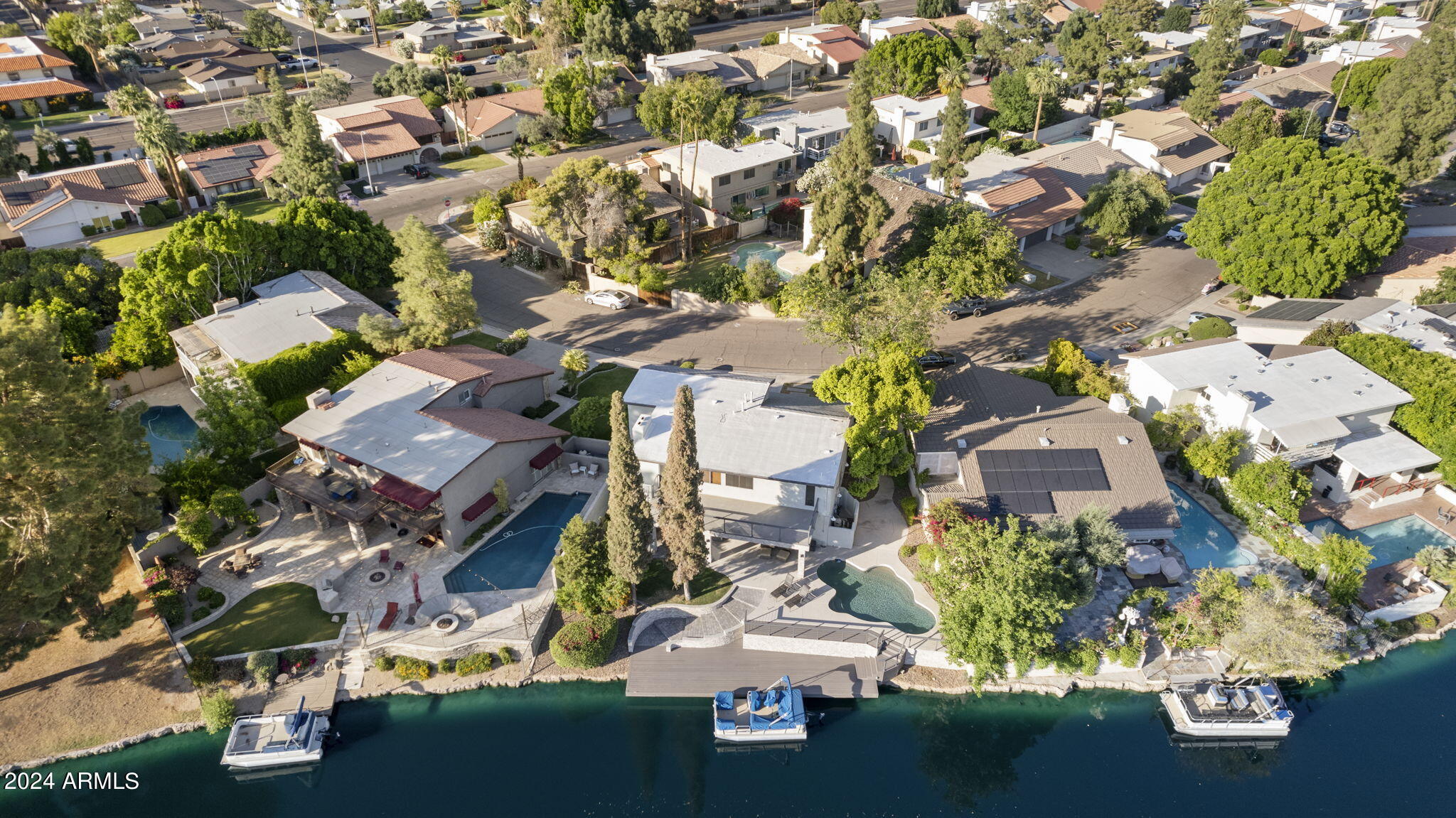 1313 E BAYVIEW Drive