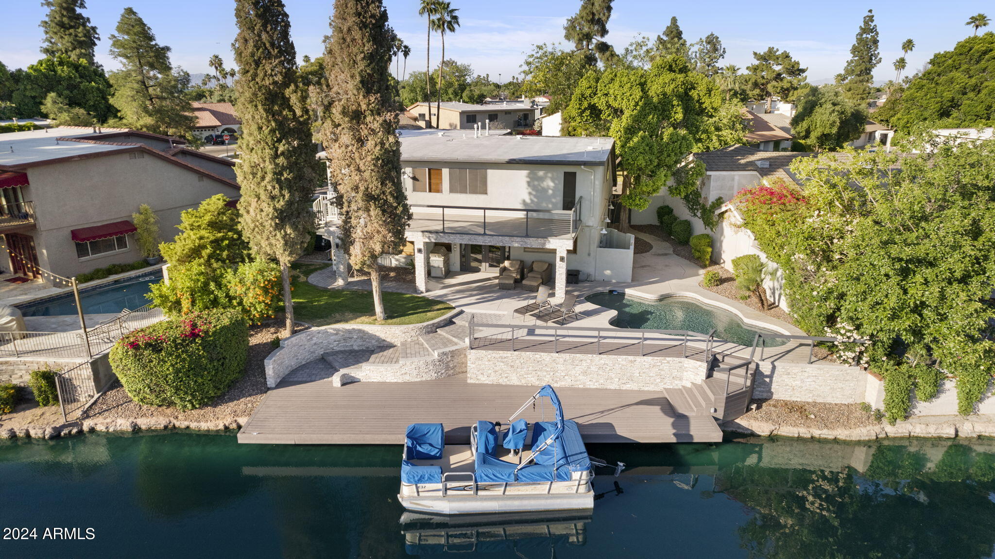 1313 E BAYVIEW Drive