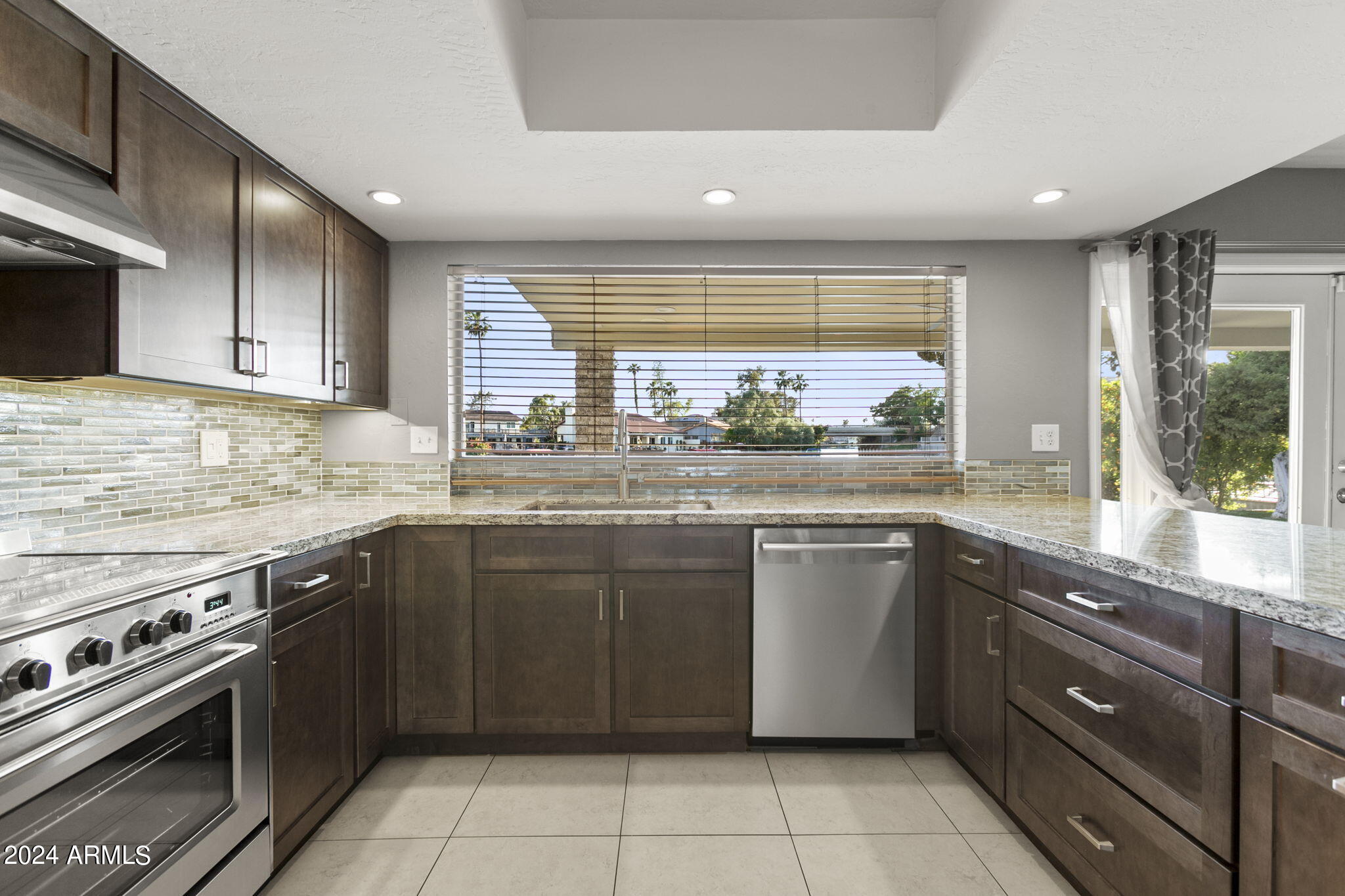 1313 E BAYVIEW Drive