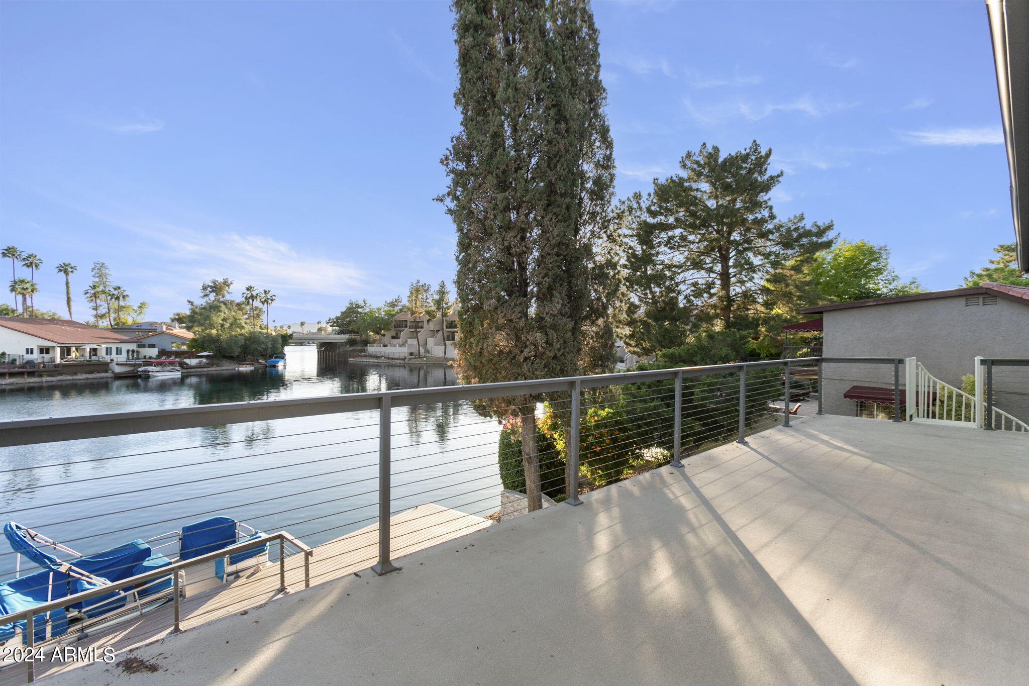 1313 E BAYVIEW Drive