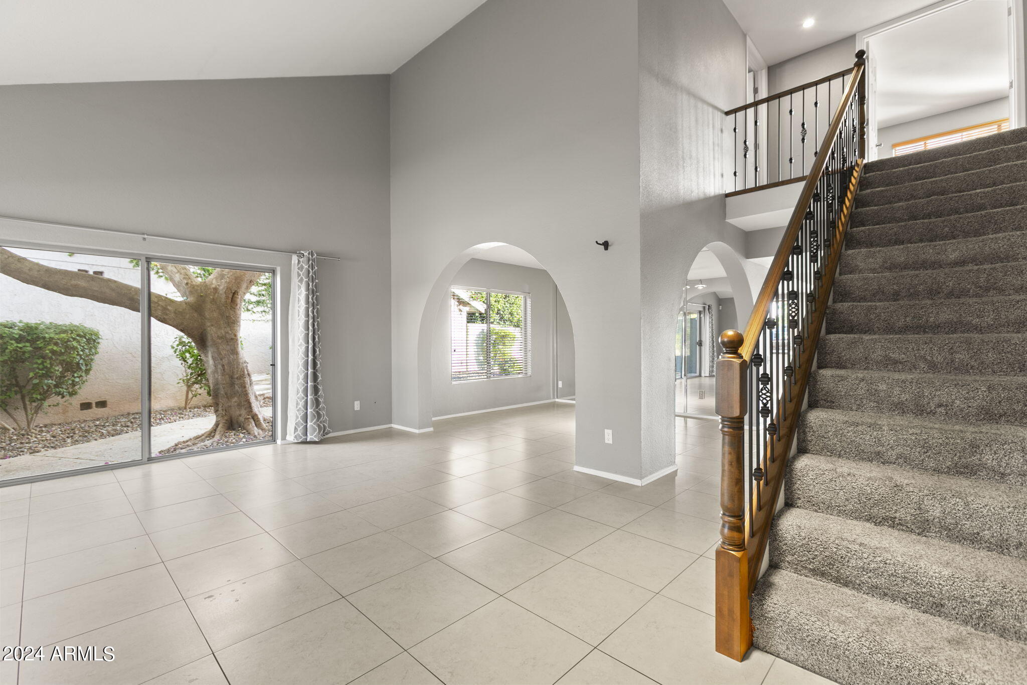 1313 E BAYVIEW Drive