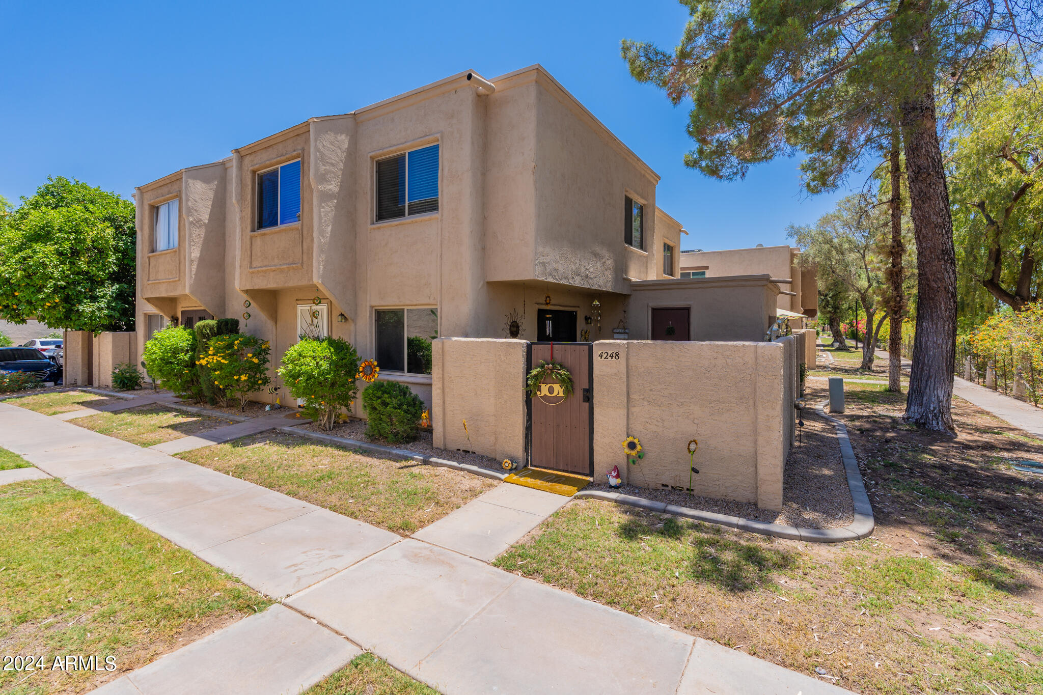 4248 N 81ST Street